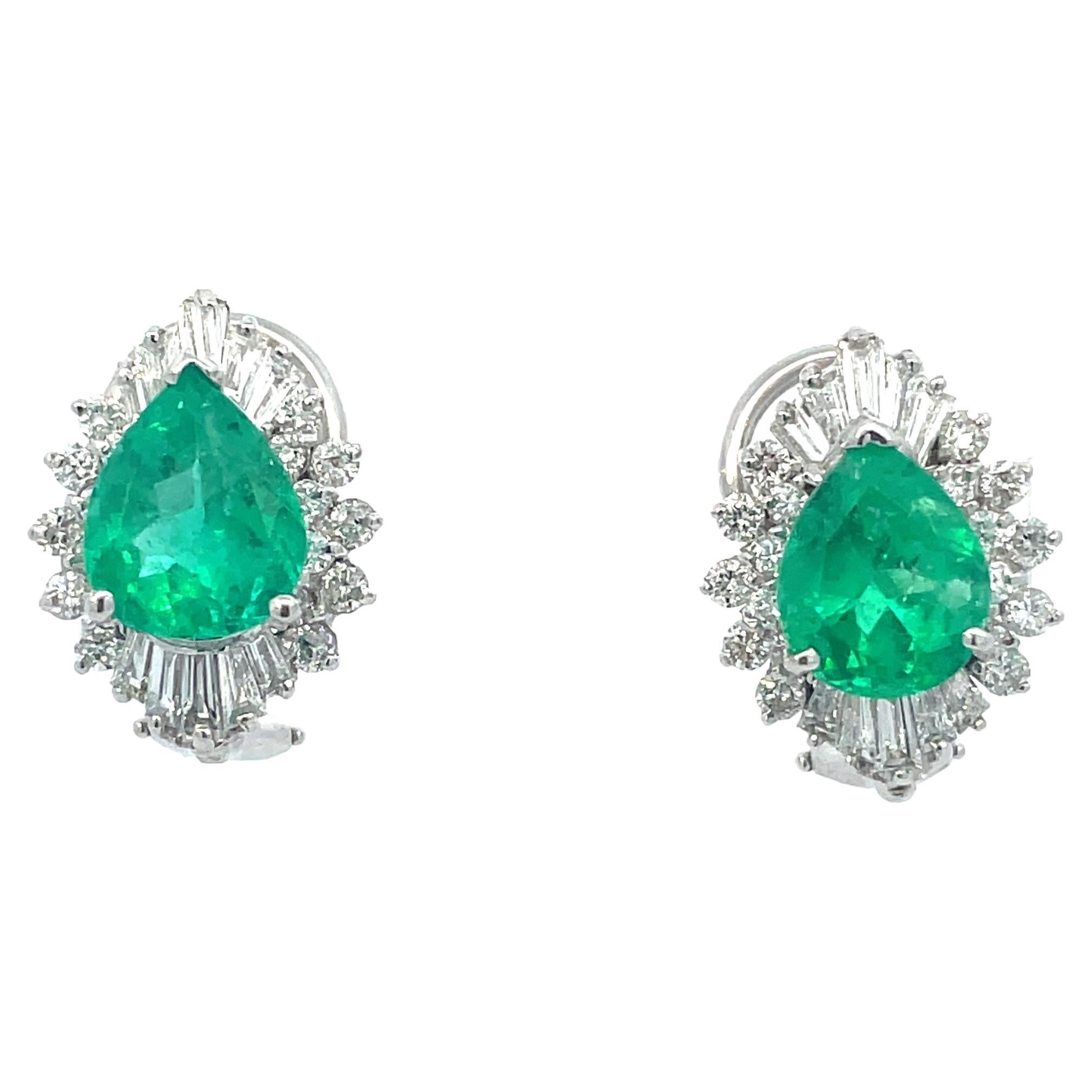 14K White Gold Pear Shaped Emerald and Diamond Earrings with AGL Report For Sale