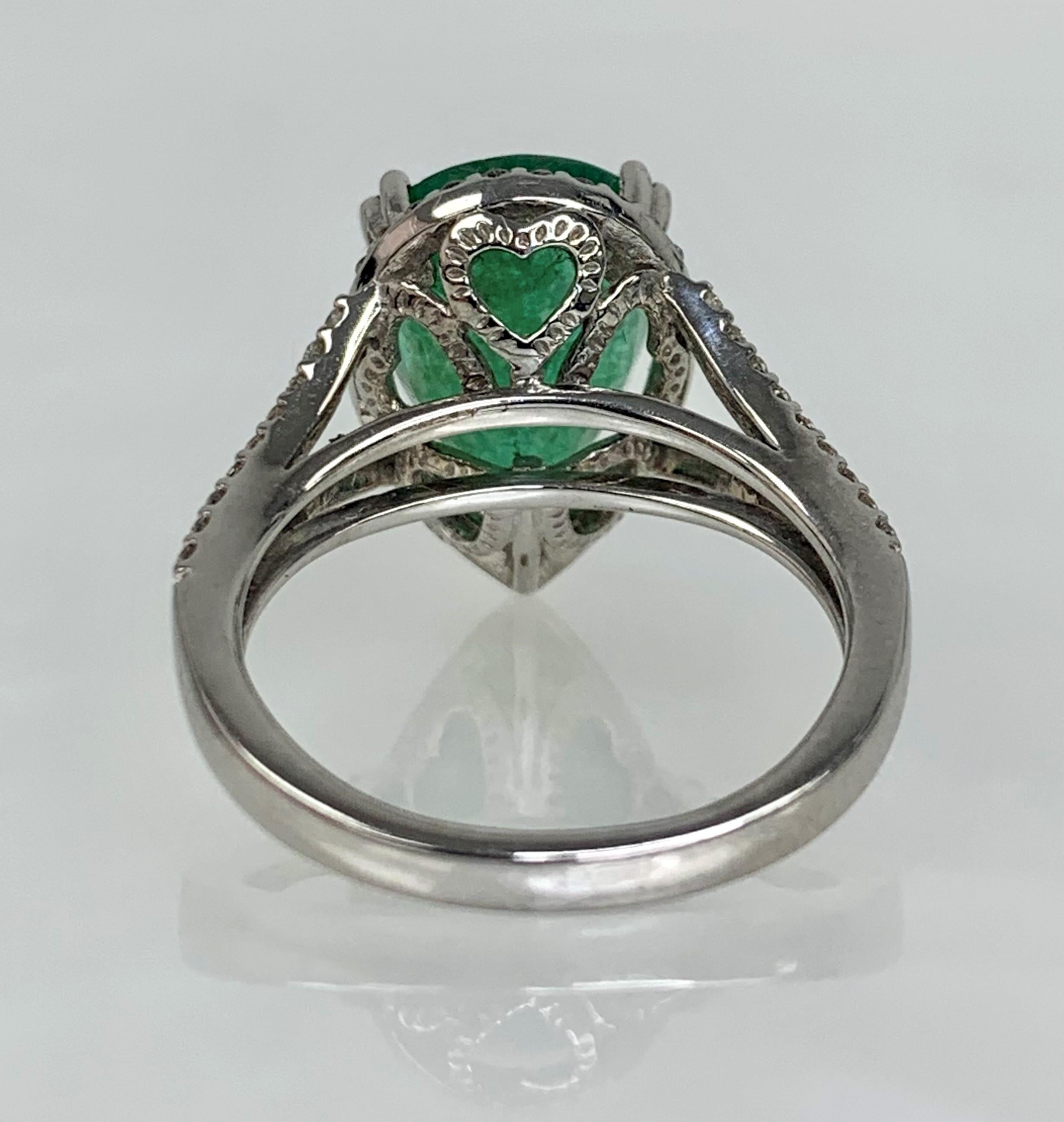 Pear Cut 14K White Gold Pear Shaped Emerald Diamond Ring For Sale
