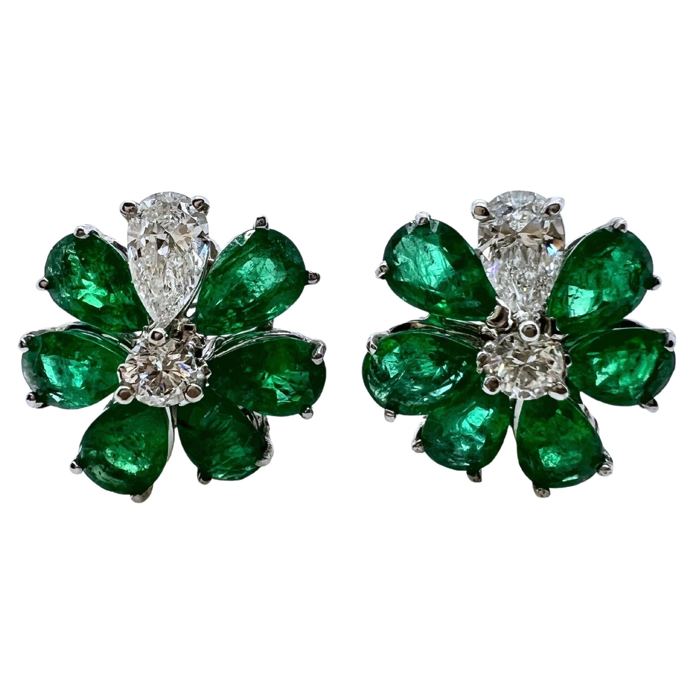 14k White Gold Pear Shaped Emeralds Earrings with Diamonds