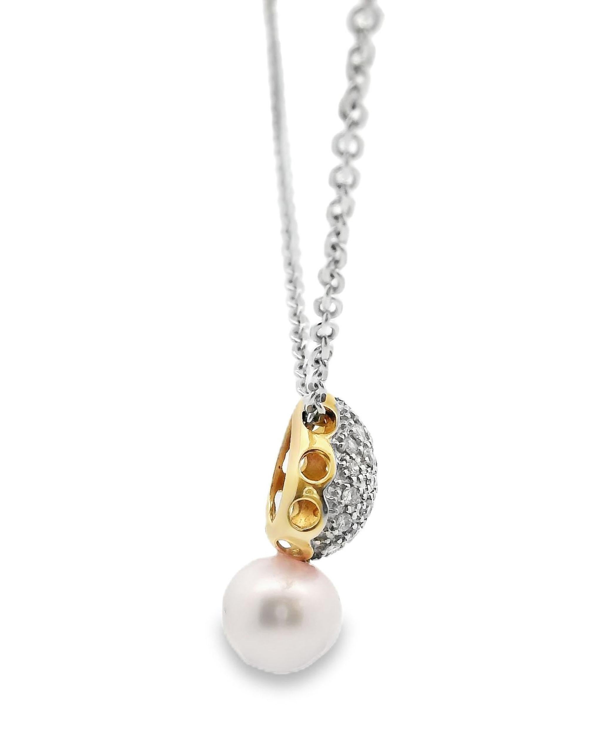 Contemporaneo Ciondolo a goccia con perla in oro bianco 14K e diamanti in vendita