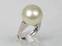 14K White Gold Pearl Modernist Ring