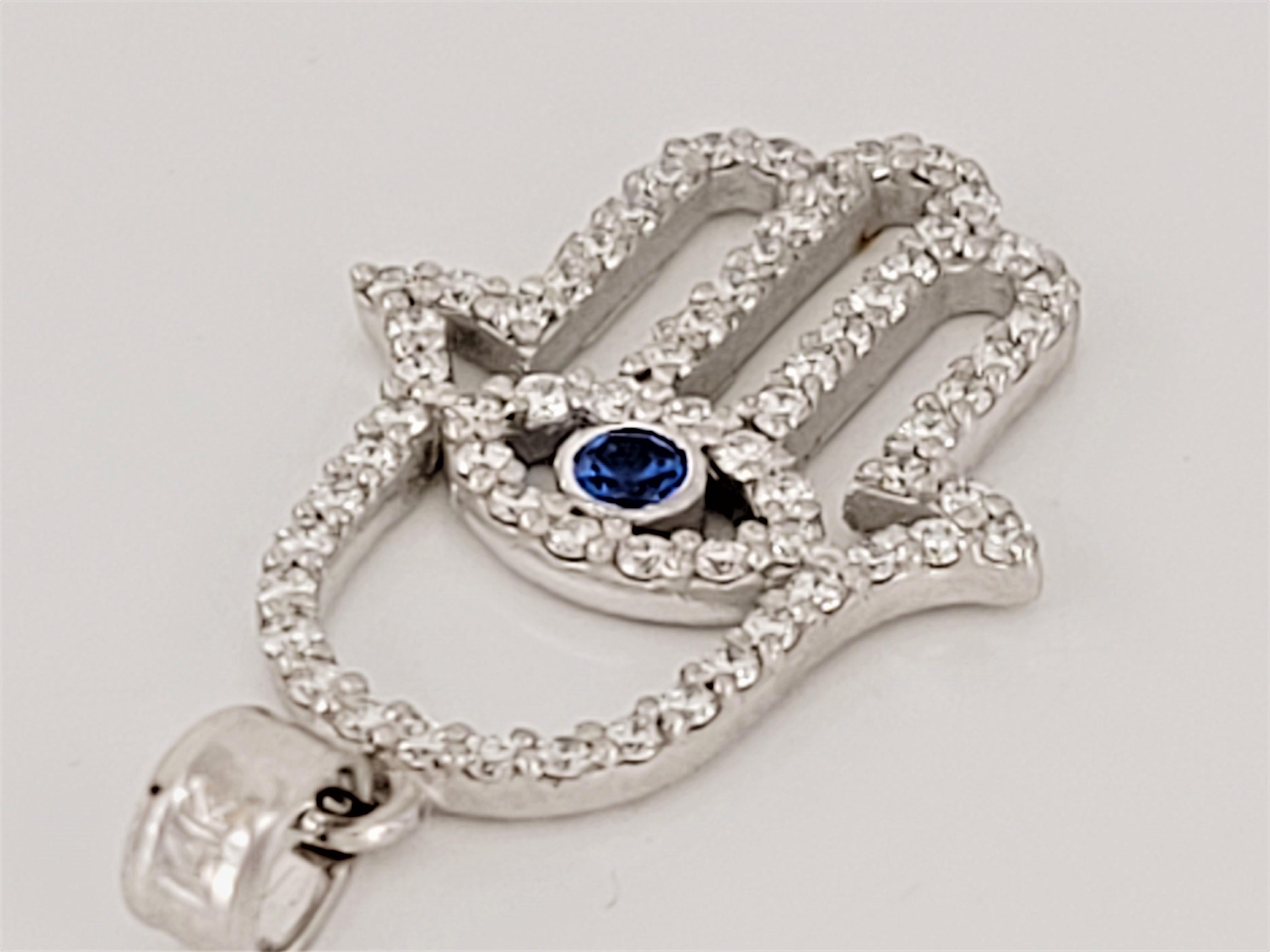 Round Cut 14K White Gold pendant with Sapphire and Diamonds For Sale