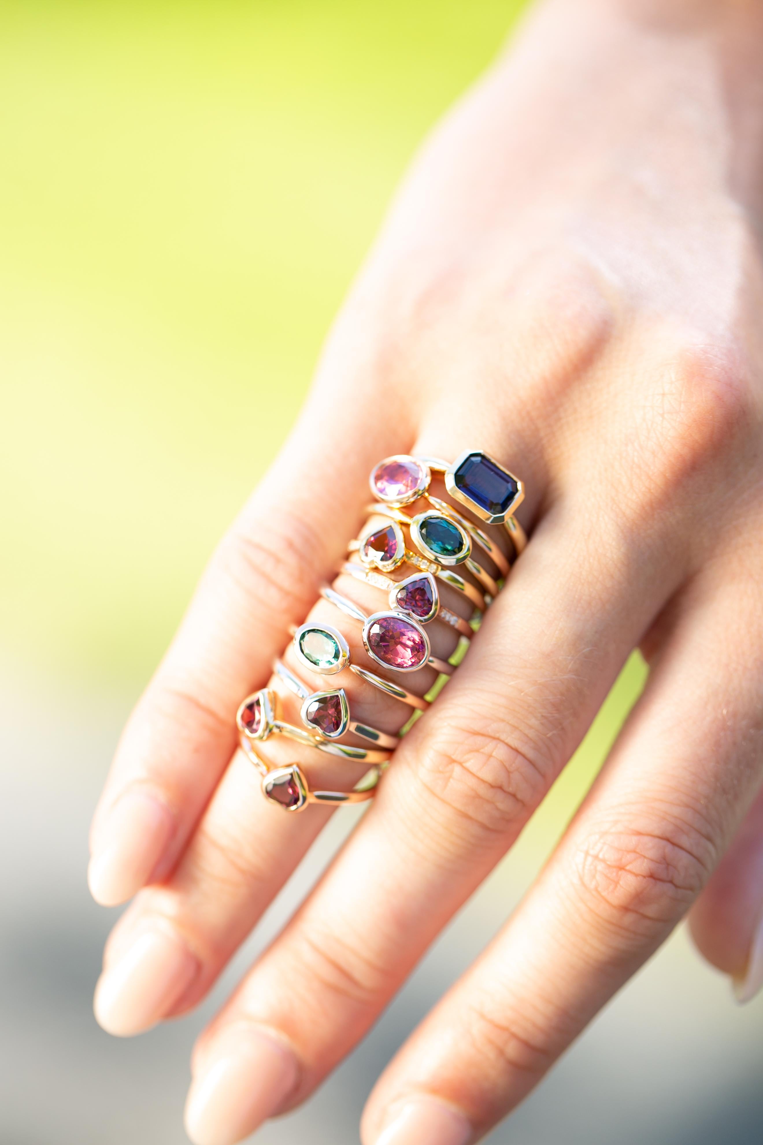 14k White Gold Pink Oval Tourmaline East West Horizontal Ring For Sale 2