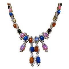Collar de Oro Blanco de 14k bañado en Oro de Ley 31,92 Quilates Ópalo y Zafiro talla Diamante