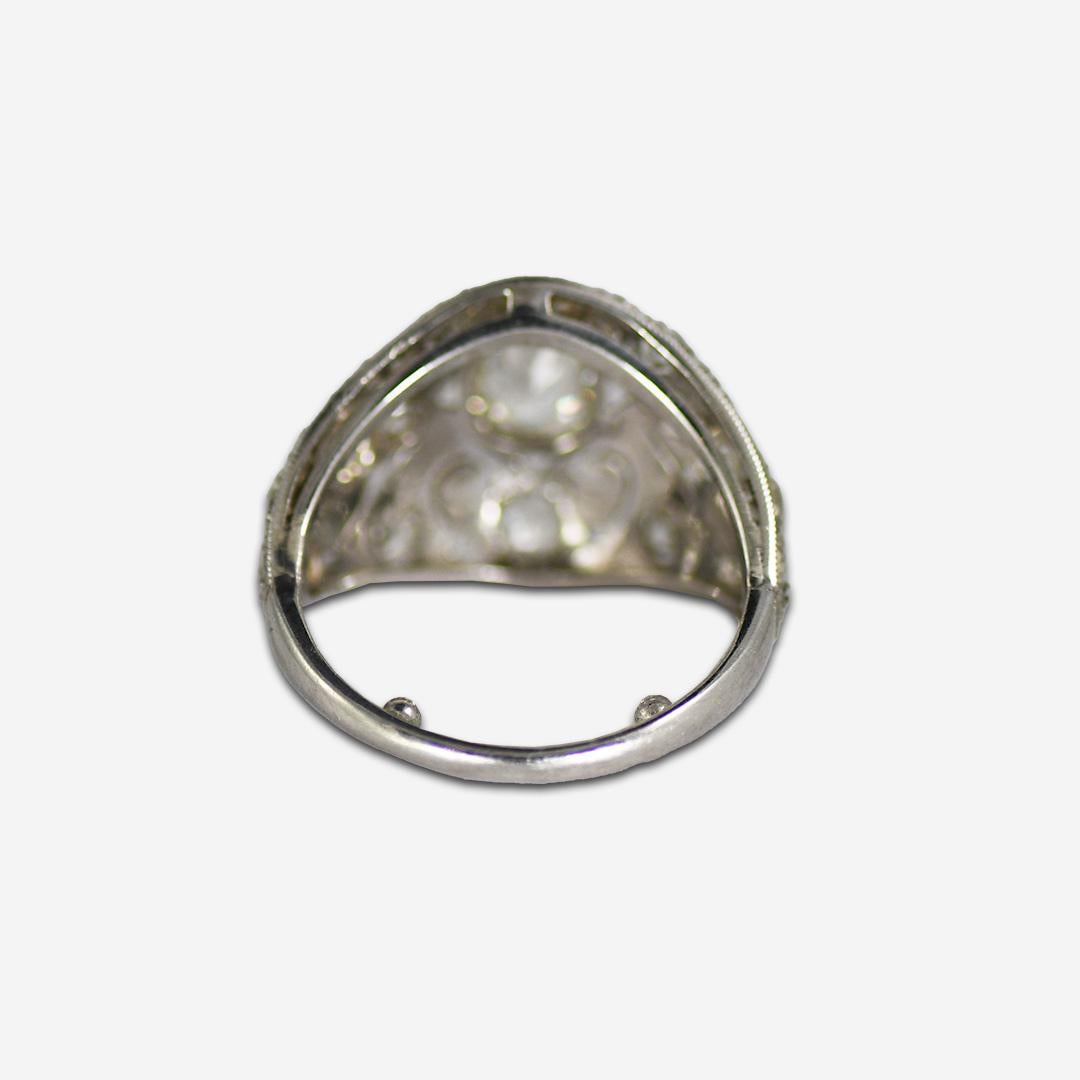 14K White Gold/Platinum Art Deco Diamond Ring 1.45 ct In Excellent Condition For Sale In Laguna Beach, CA