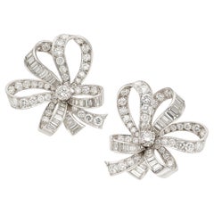 Boucles d'oreilles/Broches convertibles en or blanc 14 carats et platine avec 6,95 carats de diamants
