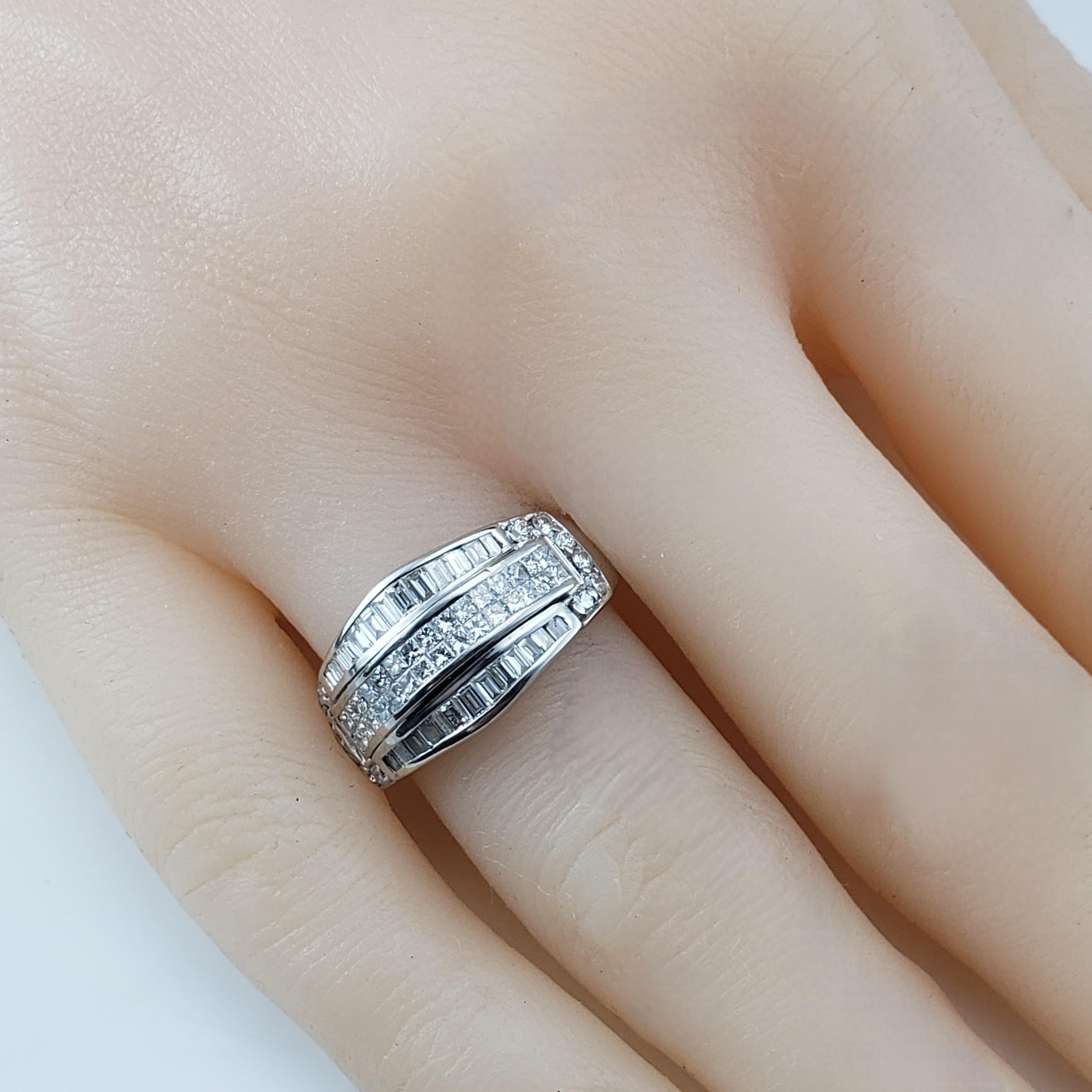 14K White Gold Princess and Baguette Cut Diamond Ring Size 5.75 #21212 For Sale 1