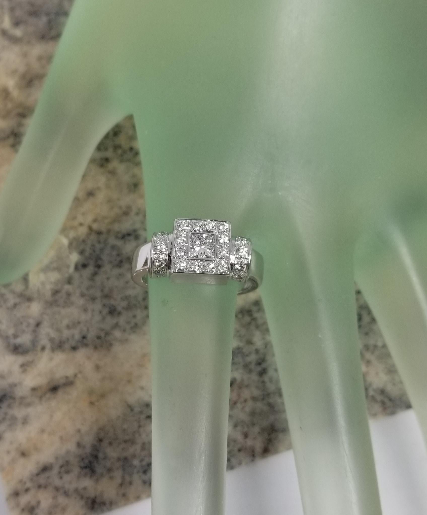 Contemporary 14k White Gold Princess Cut Diamond Halo in Square Setting For Sale