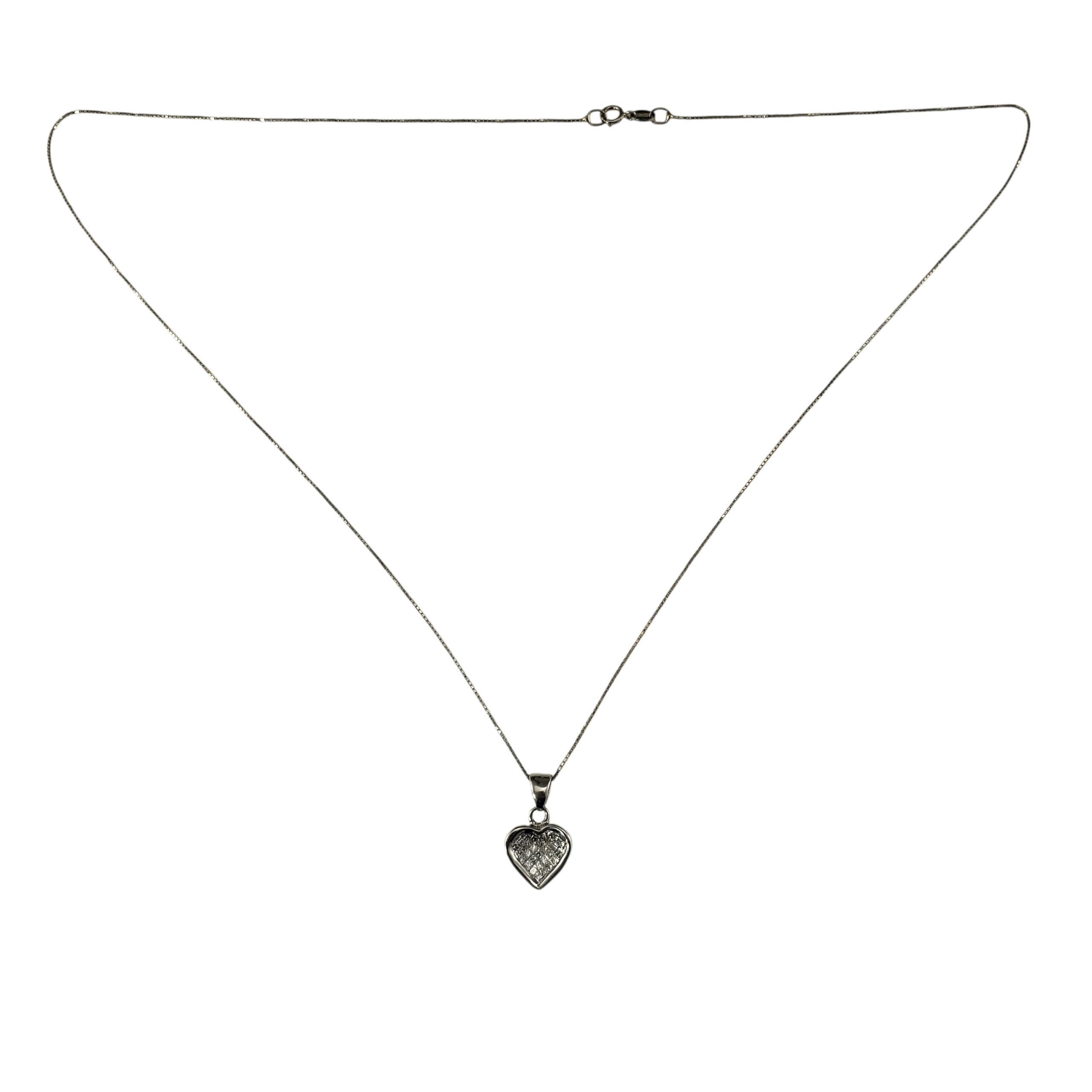 18K White Gold Princess Cut Diamond Heart Pendant Necklace

Romantic and refined, this 18K white gold necklace features a heart shaped pendant sparkling with 30 princess cut diamonds. The clean, modern lines of the stones give the heart a bright,