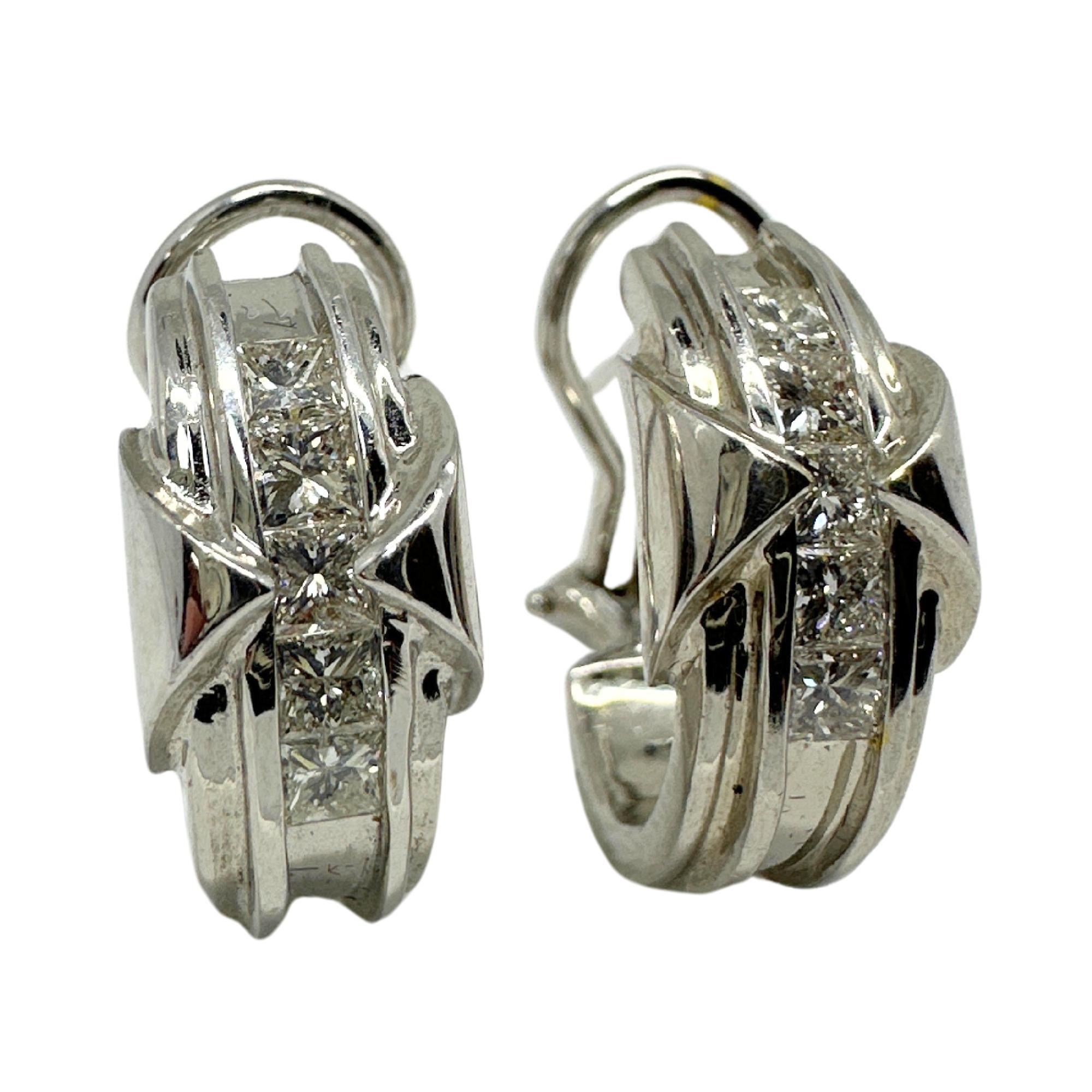 These 14K White Gold Diamond Huggies are a versatile addition to any jewelry collection. Featuring a classic design with diamonds set in white gold, they are suitable for both everyday wear and special occasions.


14K White Gold Princess Cut