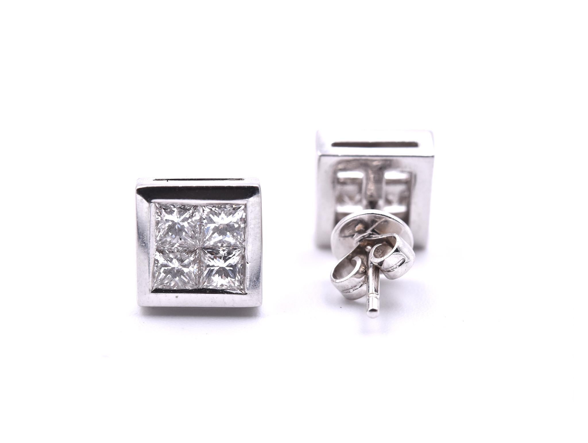 14 Karat White Gold Quadset Diamond Stud Earrings In Excellent Condition For Sale In Scottsdale, AZ