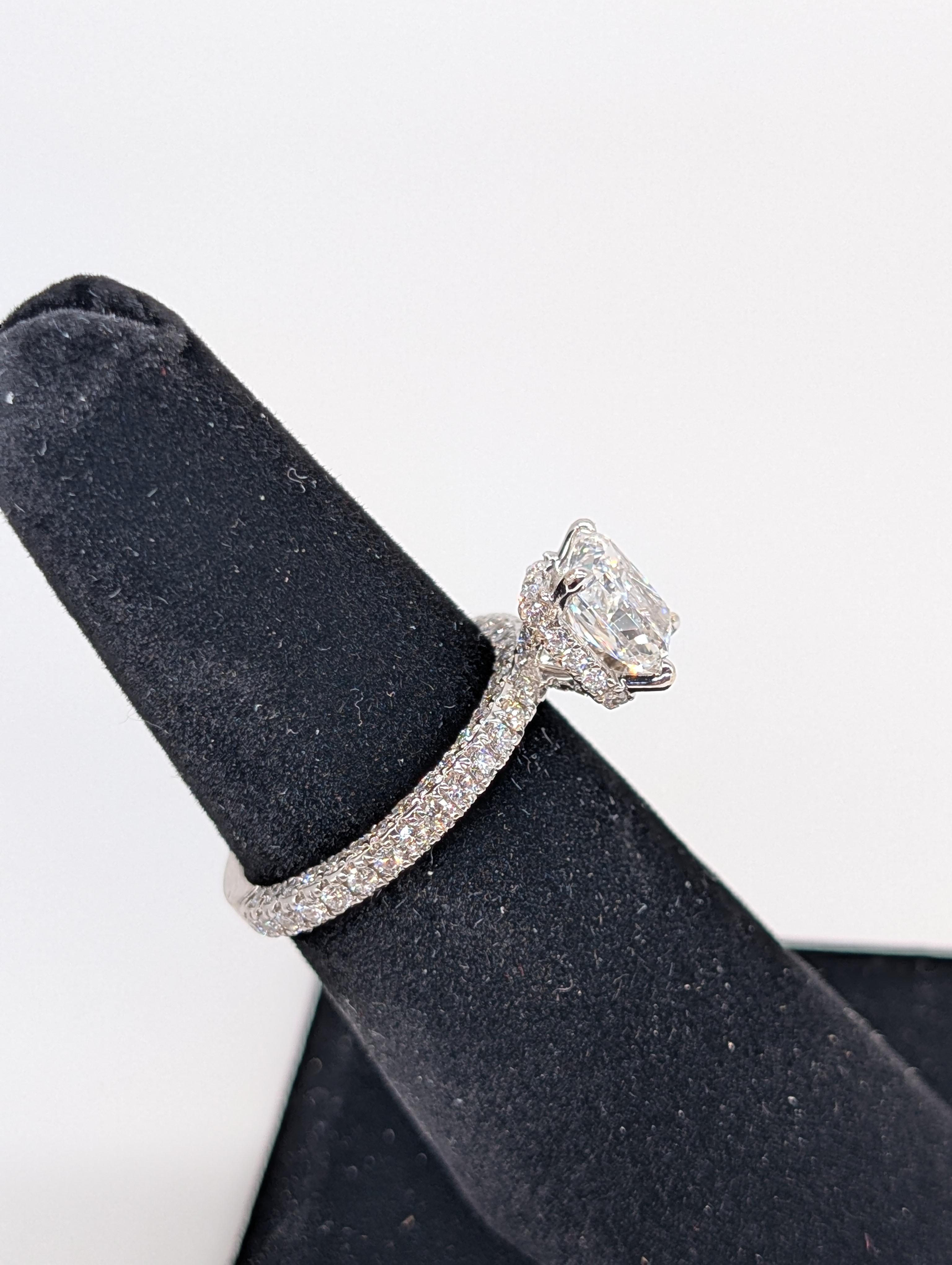 14K White Gold Radiant Cut 1.51ct E, VS2 Engagement Ring 3-D Setting 1.10ct. In New Condition For Sale In New York, US