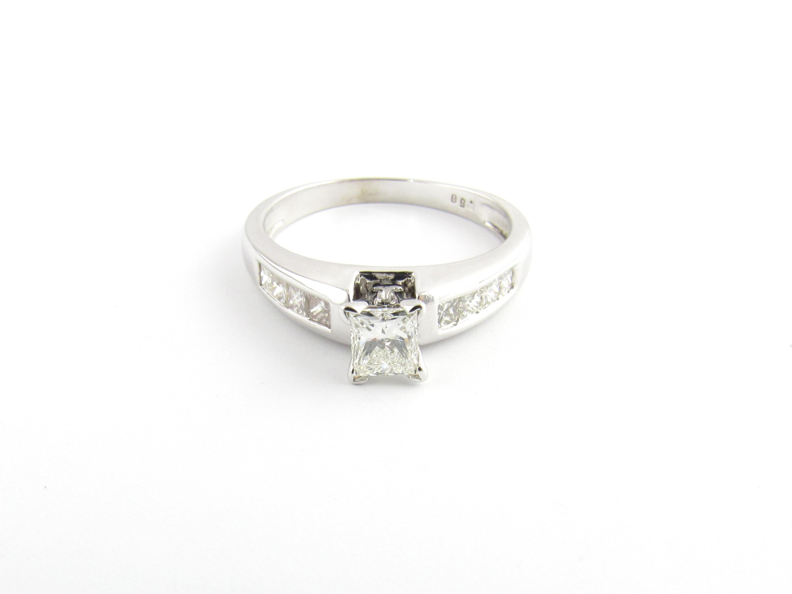 Women's or Men's 14 Karat White Gold Rectangle Modern Brilliant Cut Diamond Ring 8 / 1.05 Carat For Sale