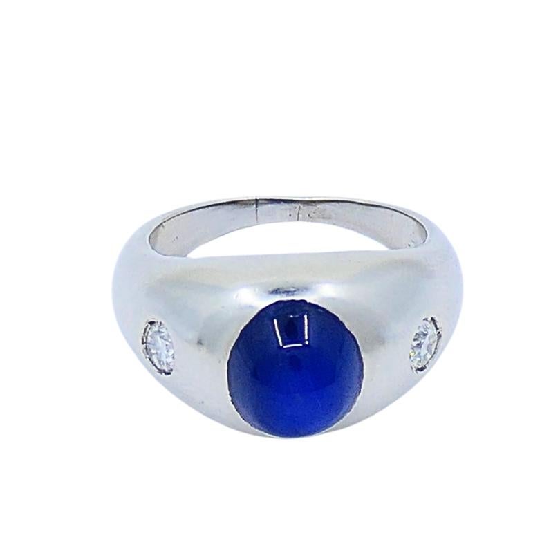 Bague Art déco en or blanc 14 carats avec cabochon de saphir et diamant en vente 1