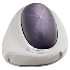 14k white gold Ring Oval cabochon plum star-sapphire