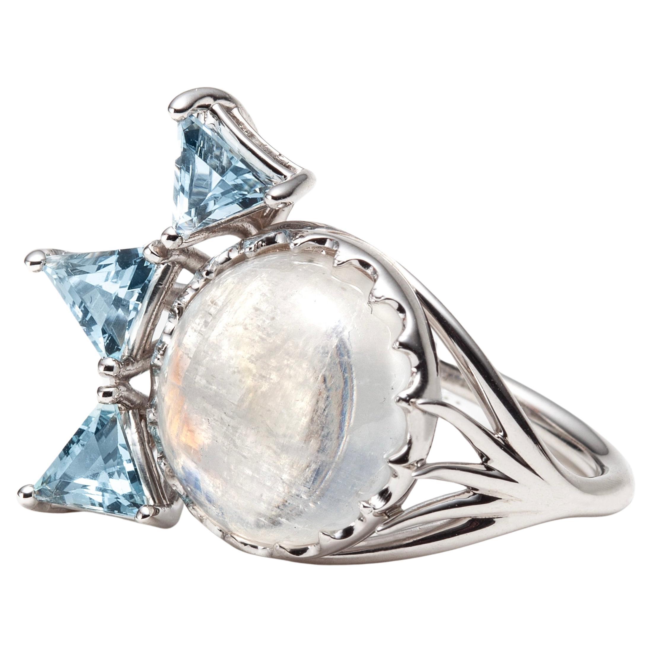 For Sale:  14k White Gold Ring set with a Moonstone Cabochon and Triangular Aquamarines