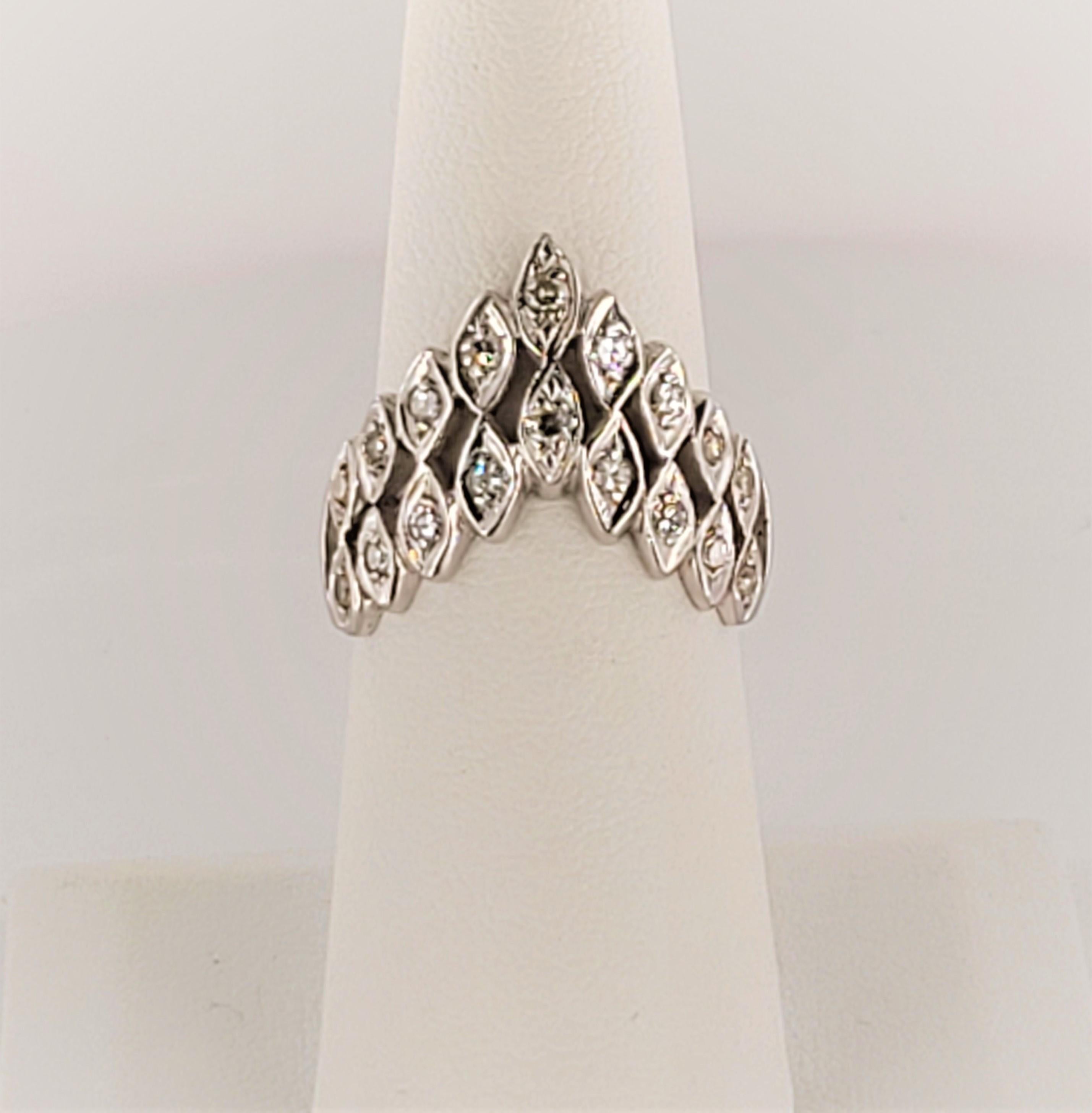 Women's 14K White Gold ring with Diamonds .60ct Size 7.5 For Sale