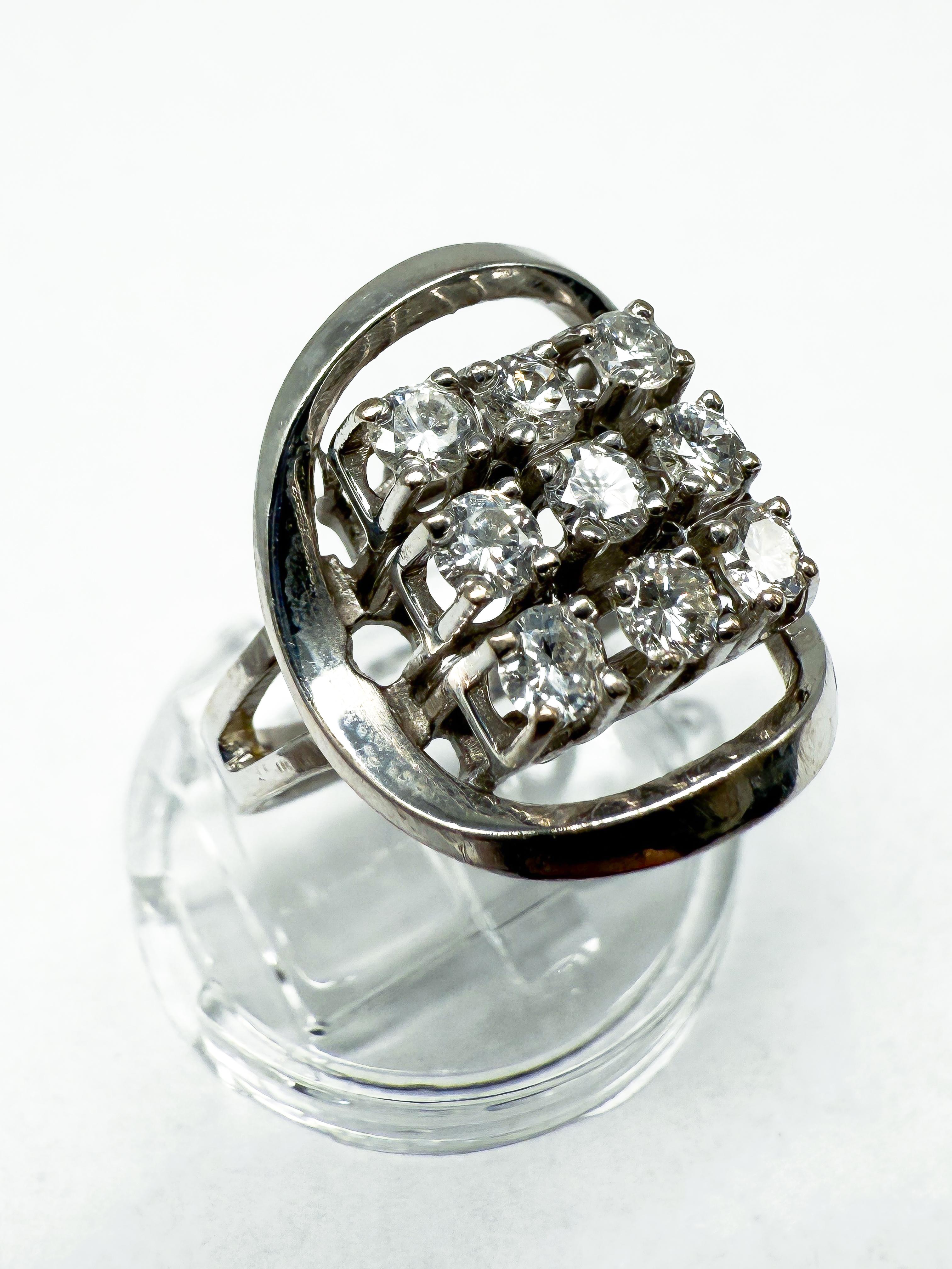 14 Karat Weißgold Ring mit Diamanten Damen im Angebot