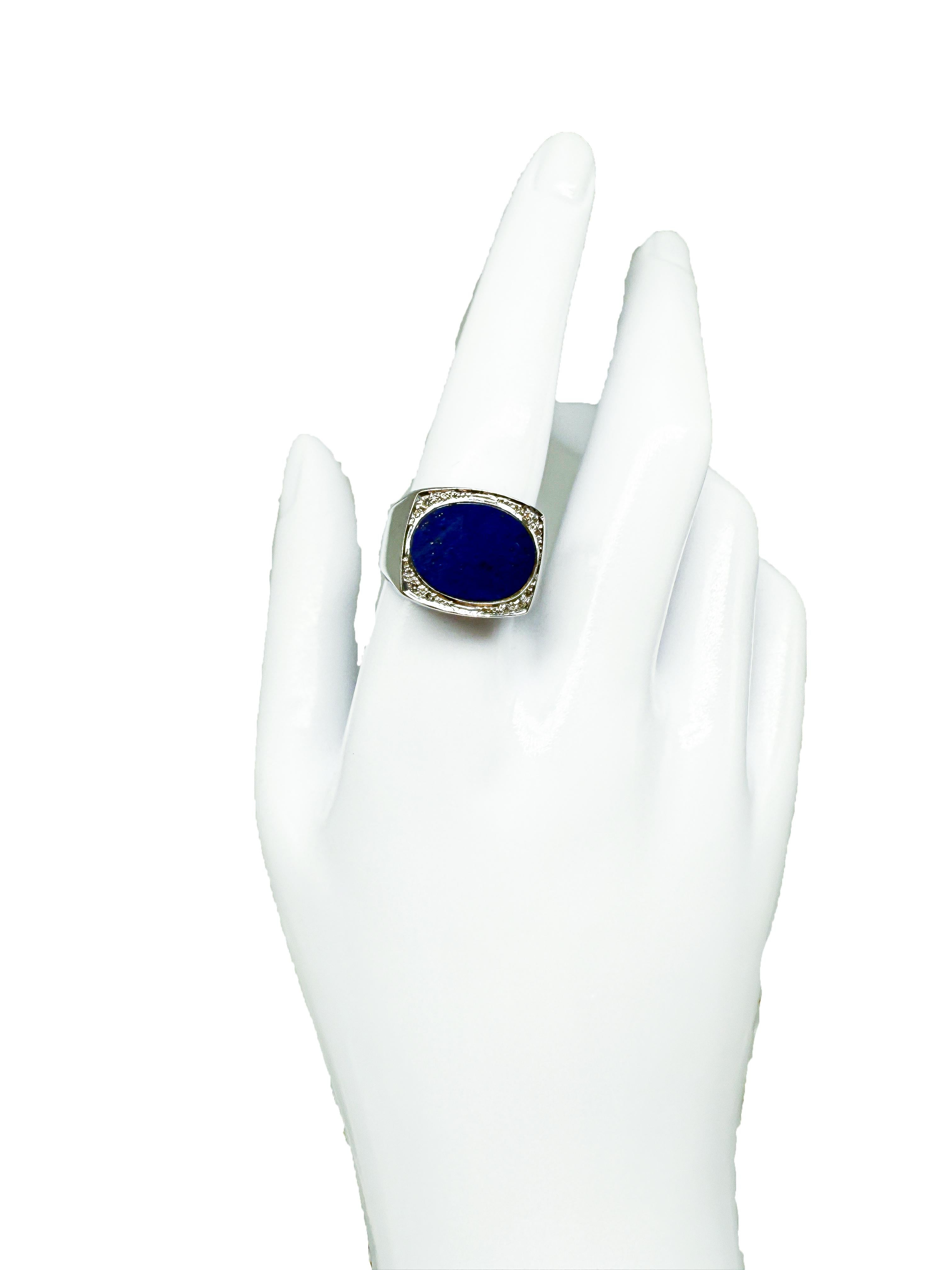 Modern 14K White Gold Ring with Lapis Lazuli For Sale
