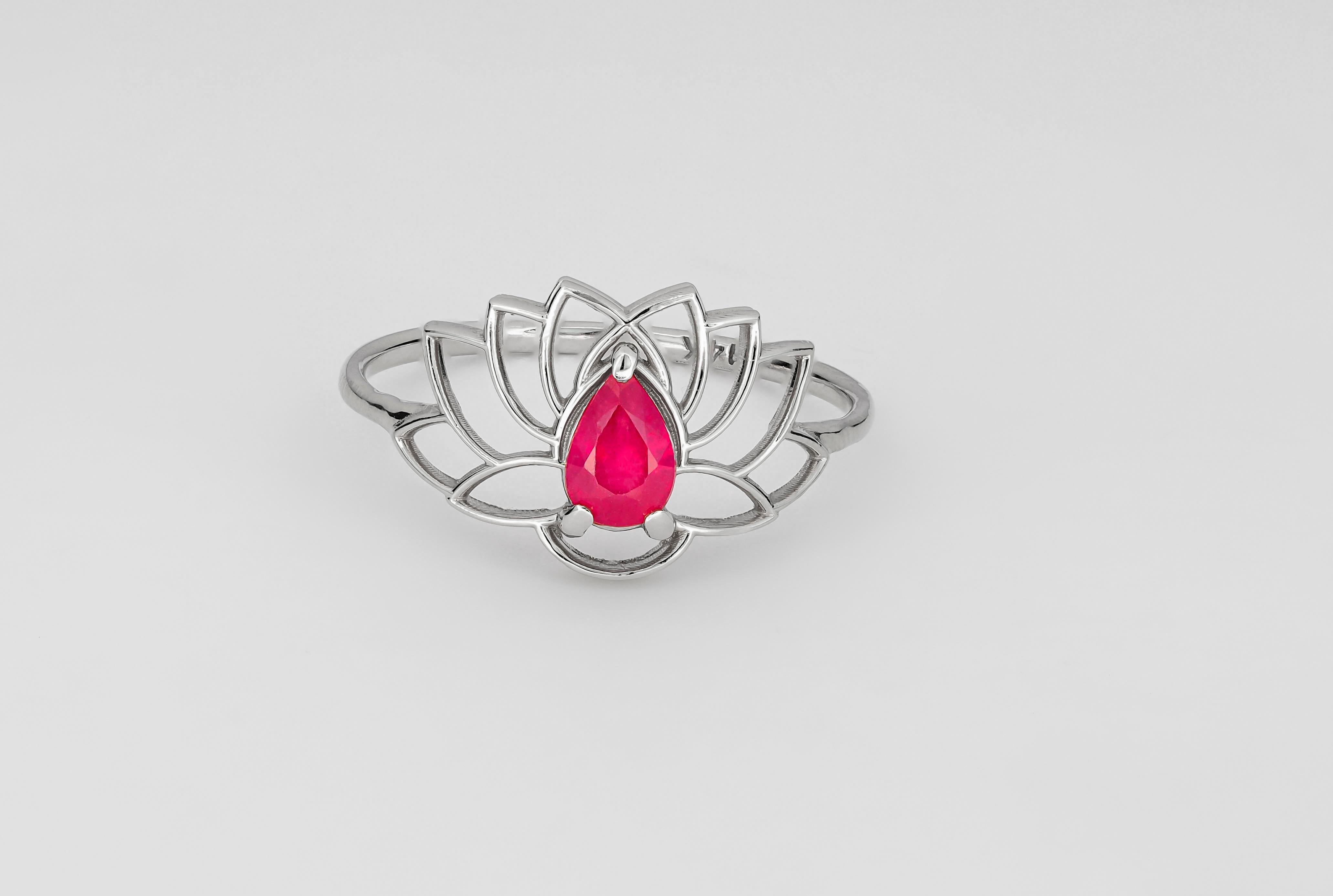 For Sale:  Pear ruby ring in 14 karat gold. Lotus ring with ruby 4