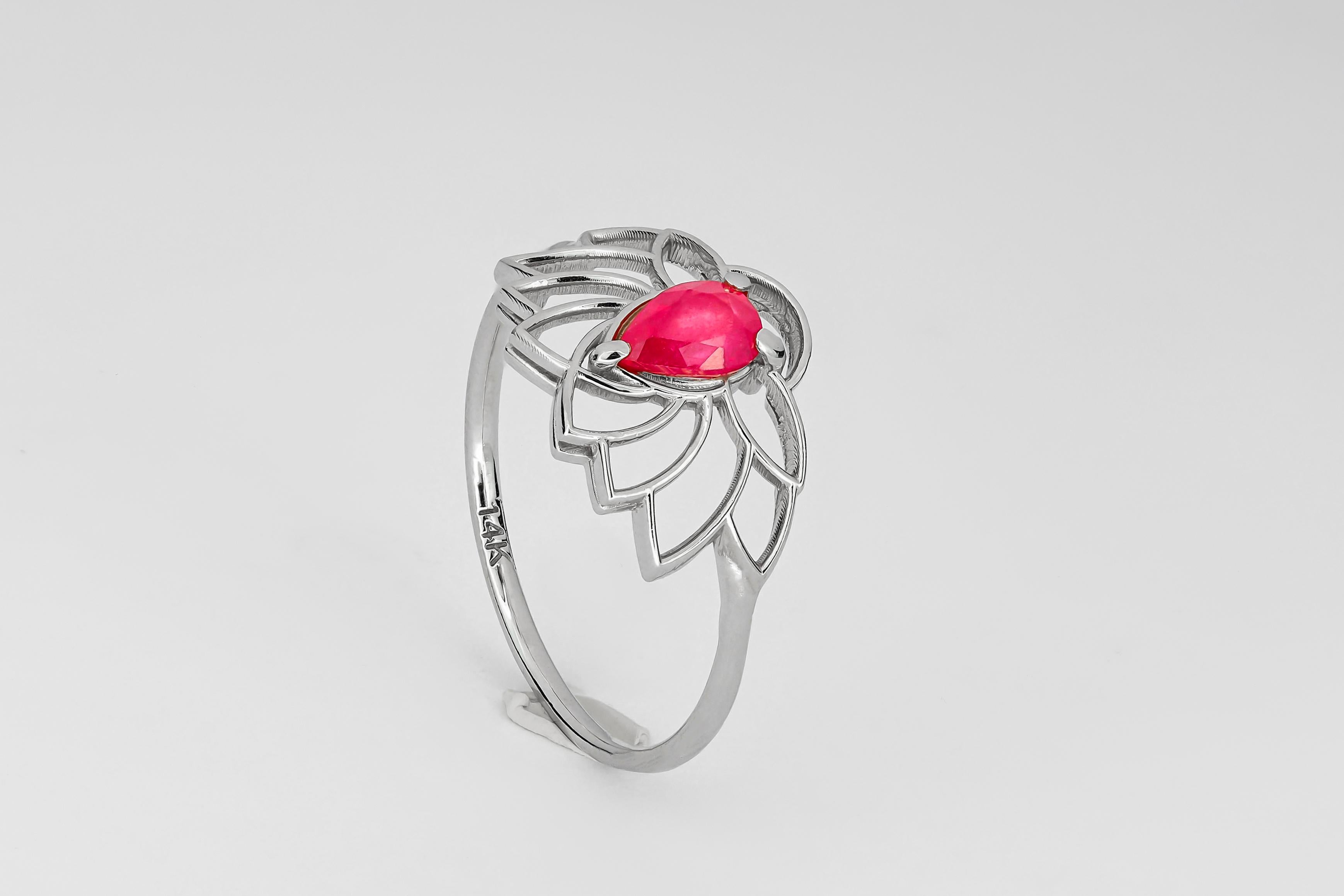 For Sale:  Pear ruby ring in 14 karat gold. Lotus ring with ruby 6