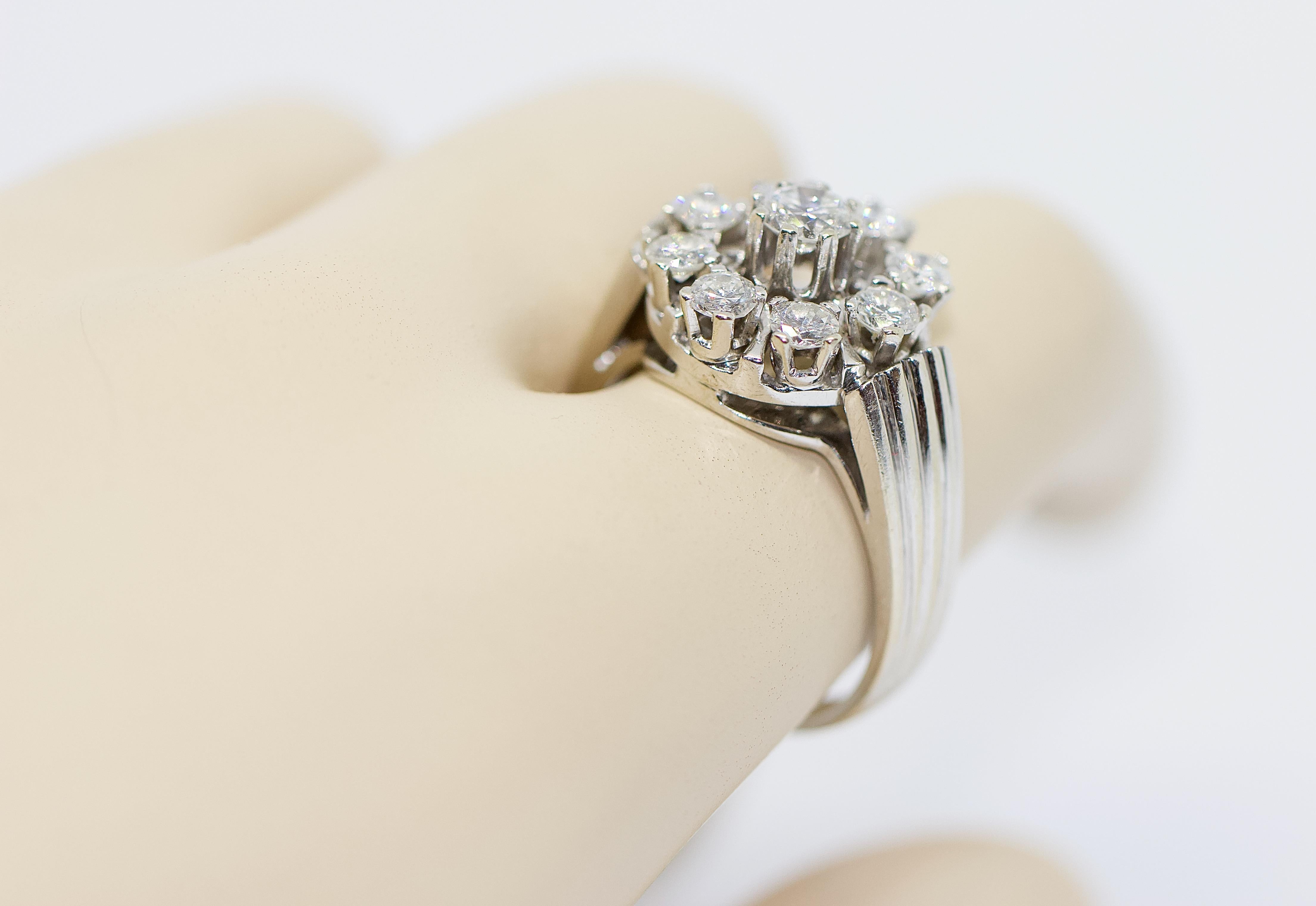 14 Karat White Gold Ring with Solitaire Diamonds For Sale 2