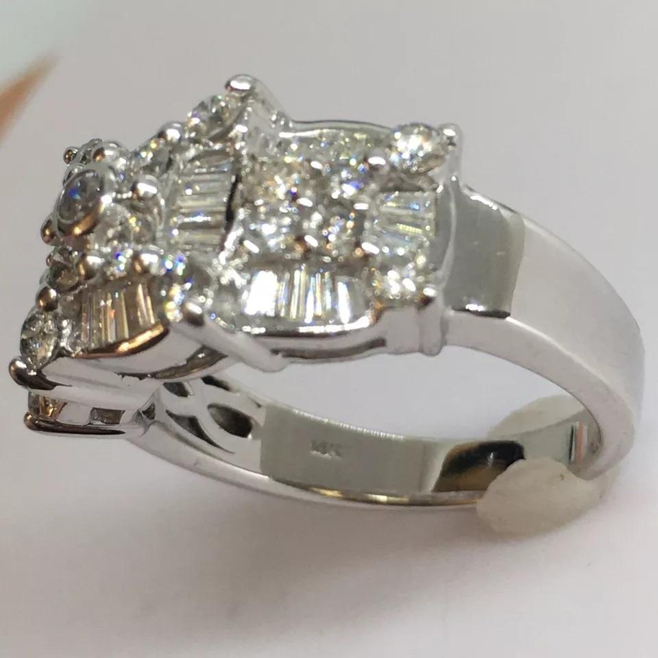 14 Karat Weißgold Runder Baguette-Diamant 2 Karat Gesamt Diamant Vintage Statement-Ring (Rohschliff) im Angebot