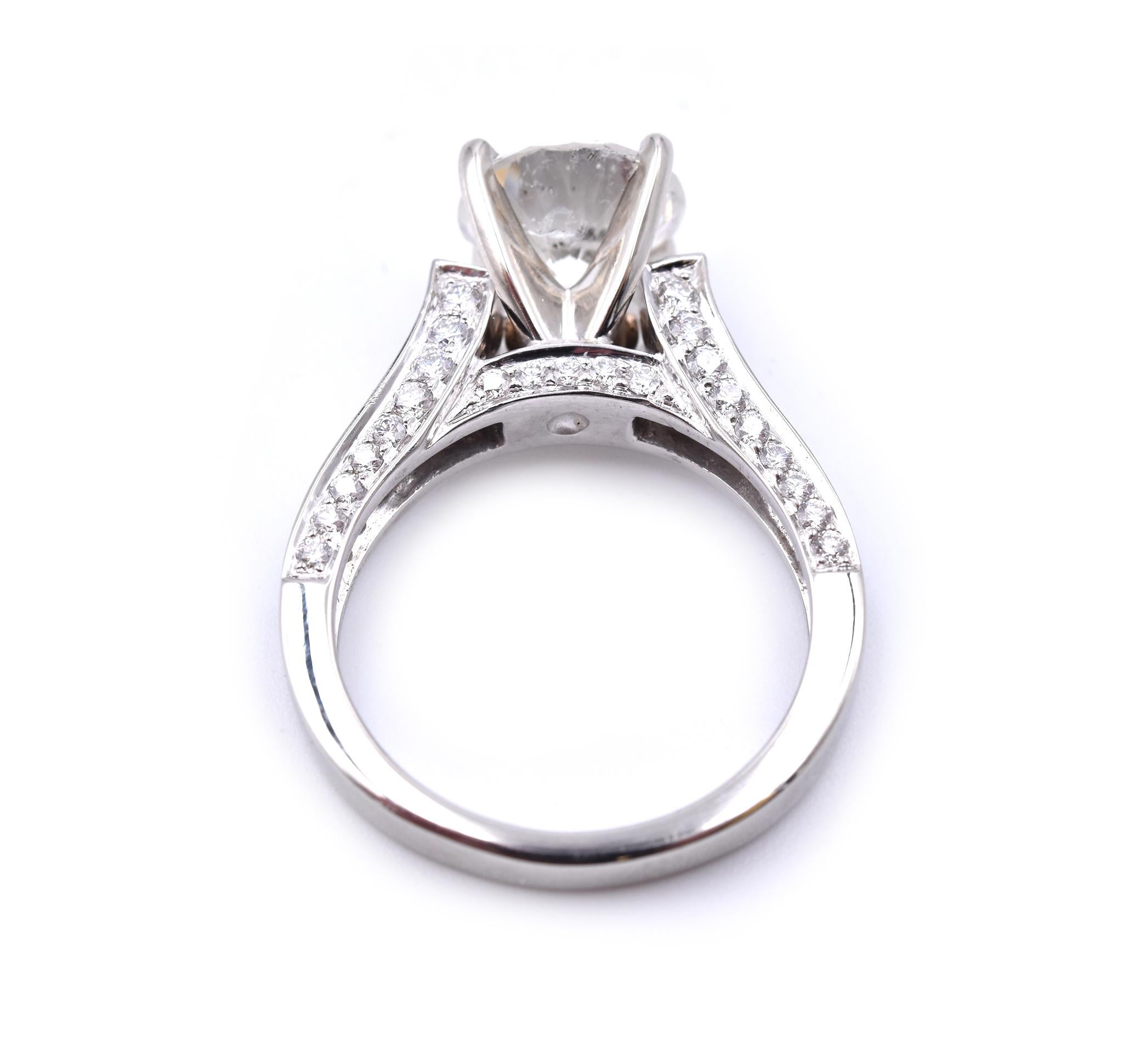 Round Cut 14 Karat White Gold Round Brilliant Diamond Engagement Ring