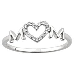 14K Weißgold Rundschliff Diamant Herz "MOM" Script Ring