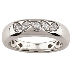14K White Gold Round Cut Five-Cluster Zigzag Diamond Dome Ring