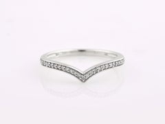 14K White Gold Round Cut Pave Diamond Chevron Wishbone Band