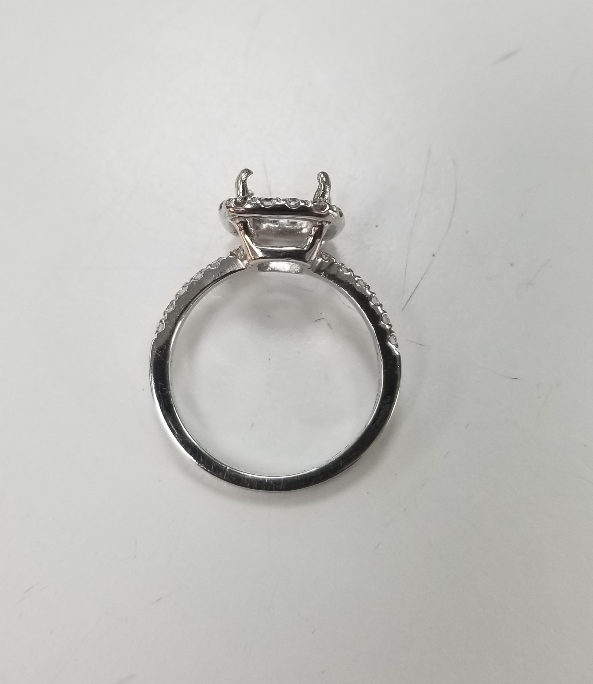 14 Karat White Gold Round Diamond Cushion Halo Ring In New Condition For Sale In Los Angeles, CA