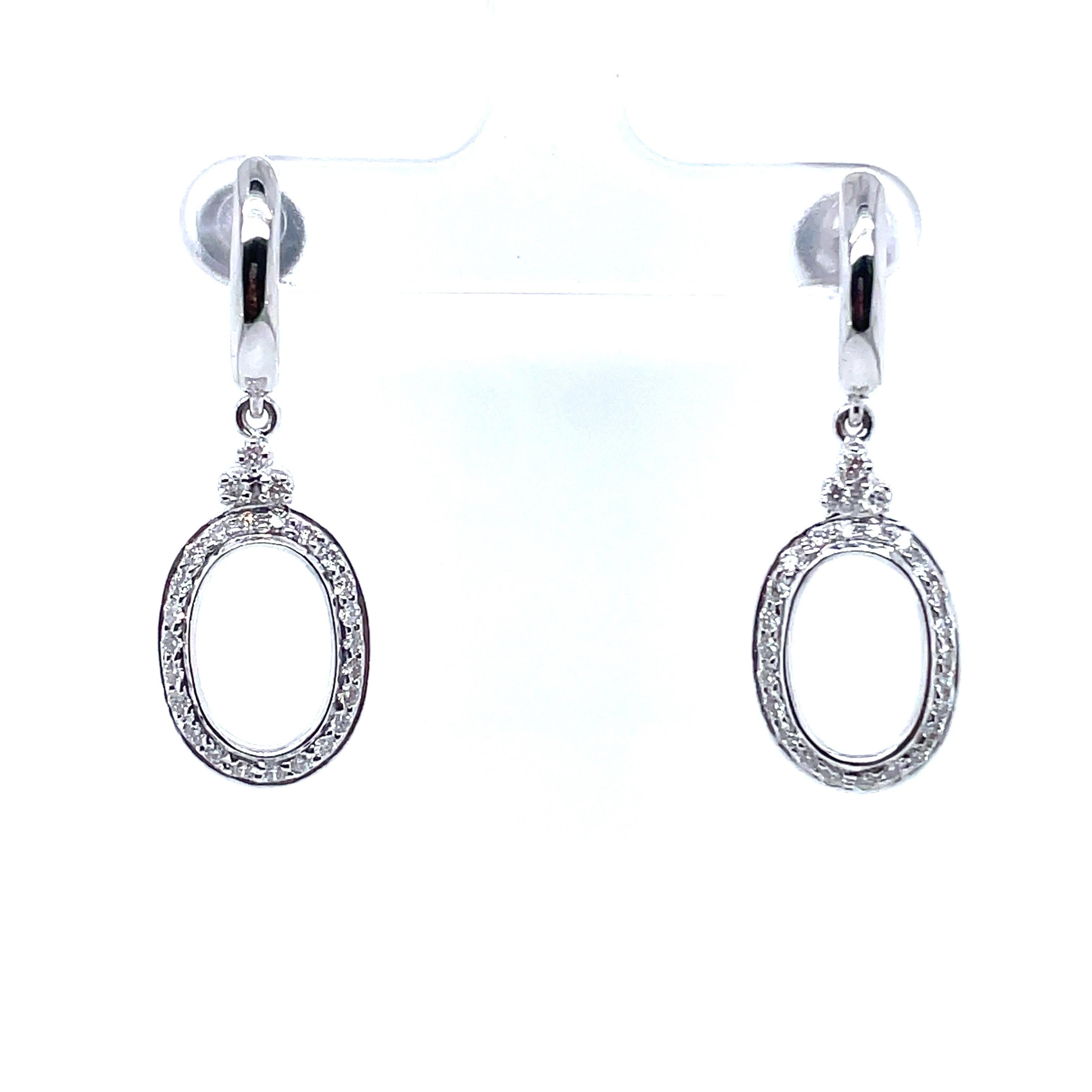 Contemporary 14k White Gold Round Diamond Oval Dangle Earrings For Sale