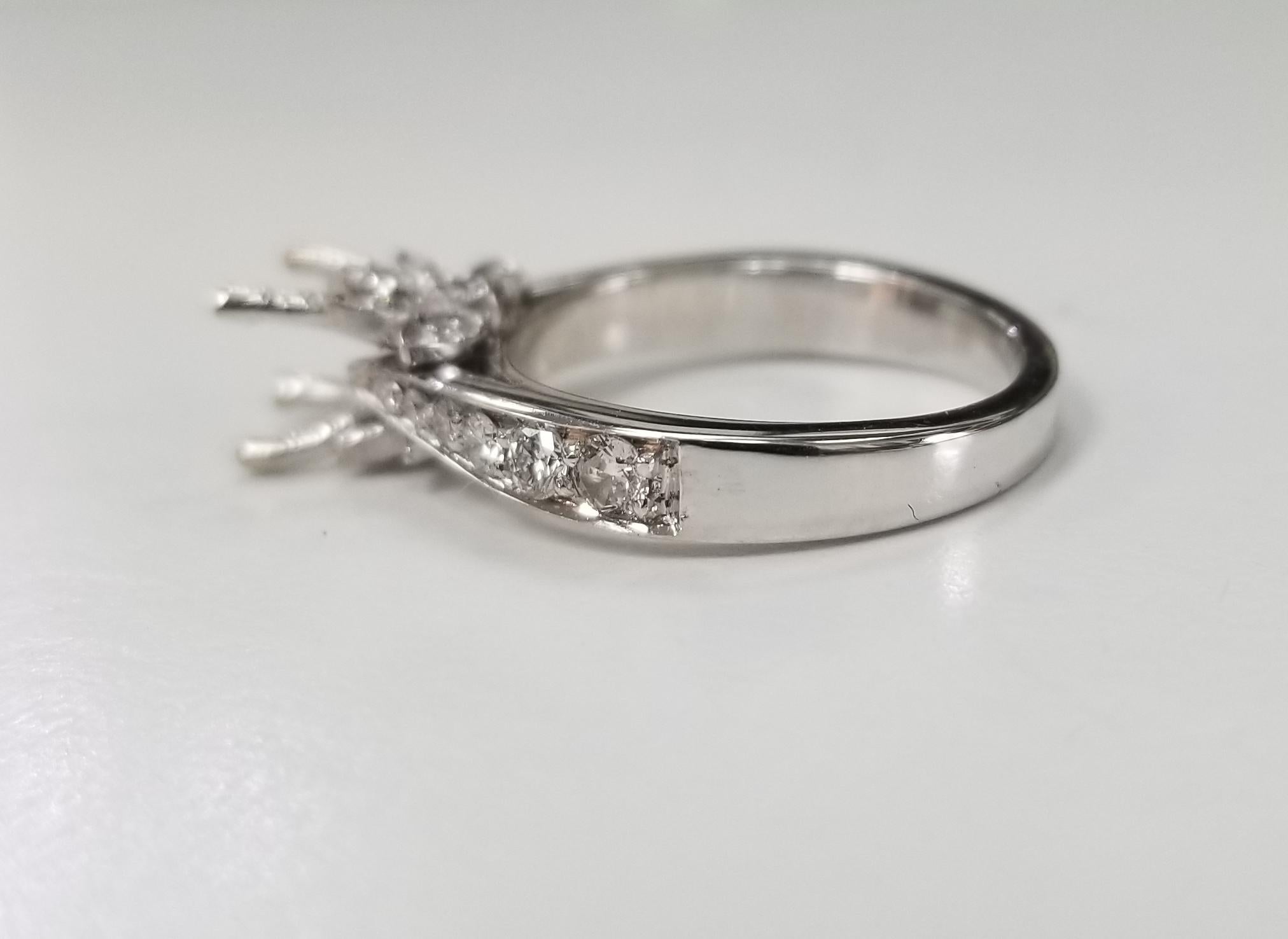 Contemporary 14 Karat White Gold Round Diamond Ring Semi Mount For Sale