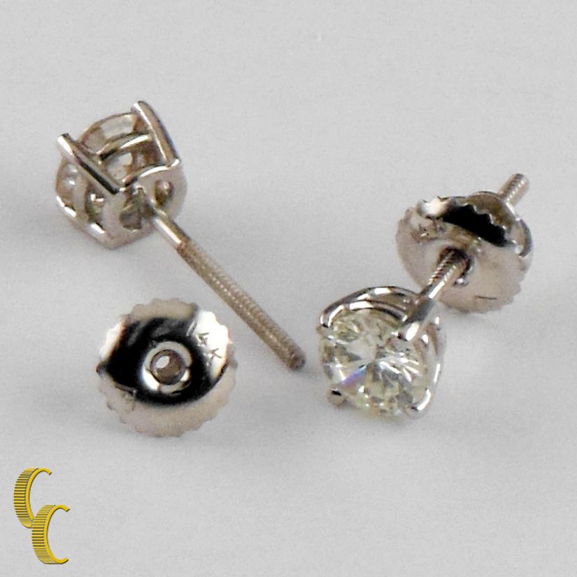 14 Karat White Gold Round Diamond Stud Earrings 0.97 Carat / H / SI2 In Good Condition In Sherman Oaks, CA