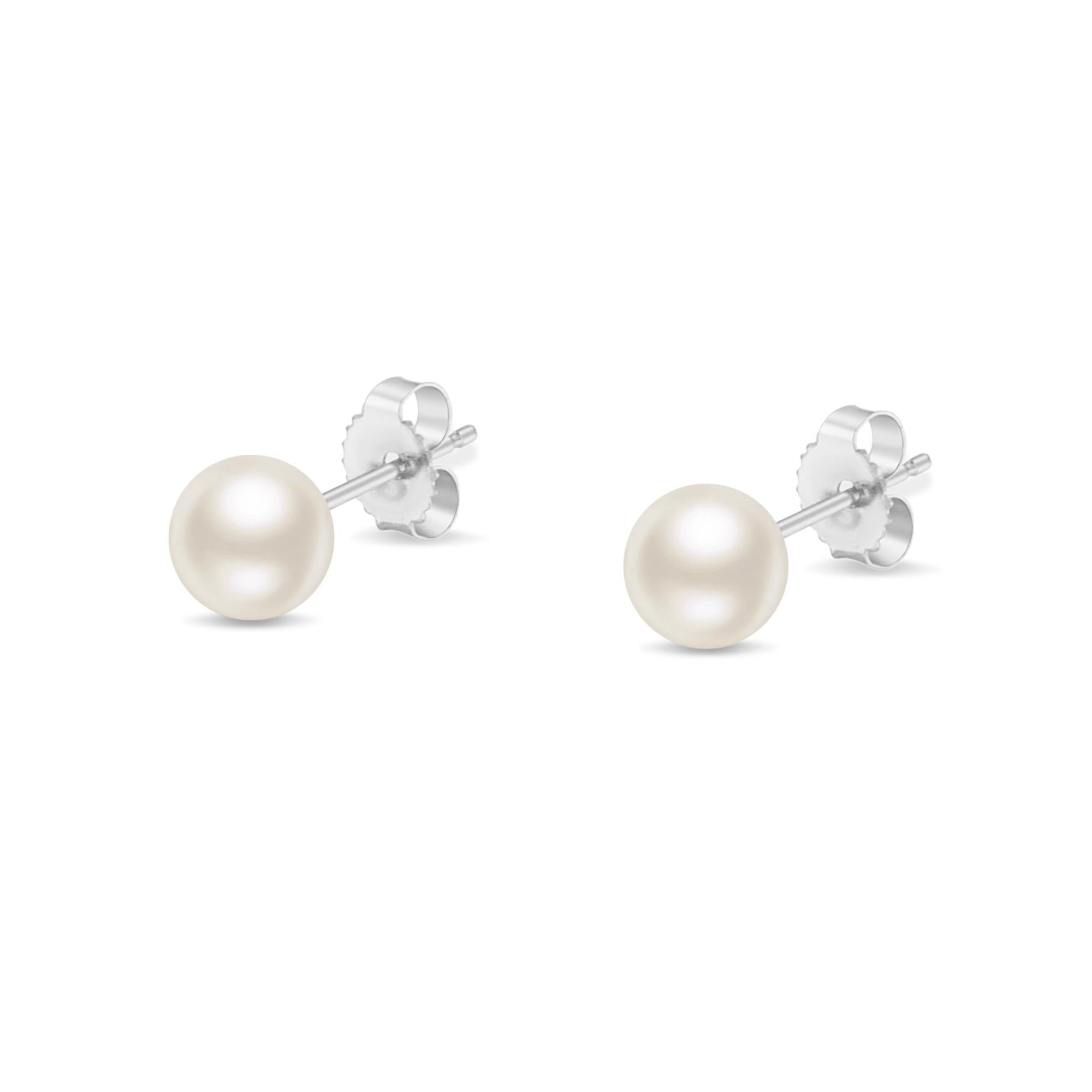 14K White Gold Round Freshwater Akoya Cultured AAA+ Quality Pearl Stud Earrings In New Condition For Sale In New York, NY