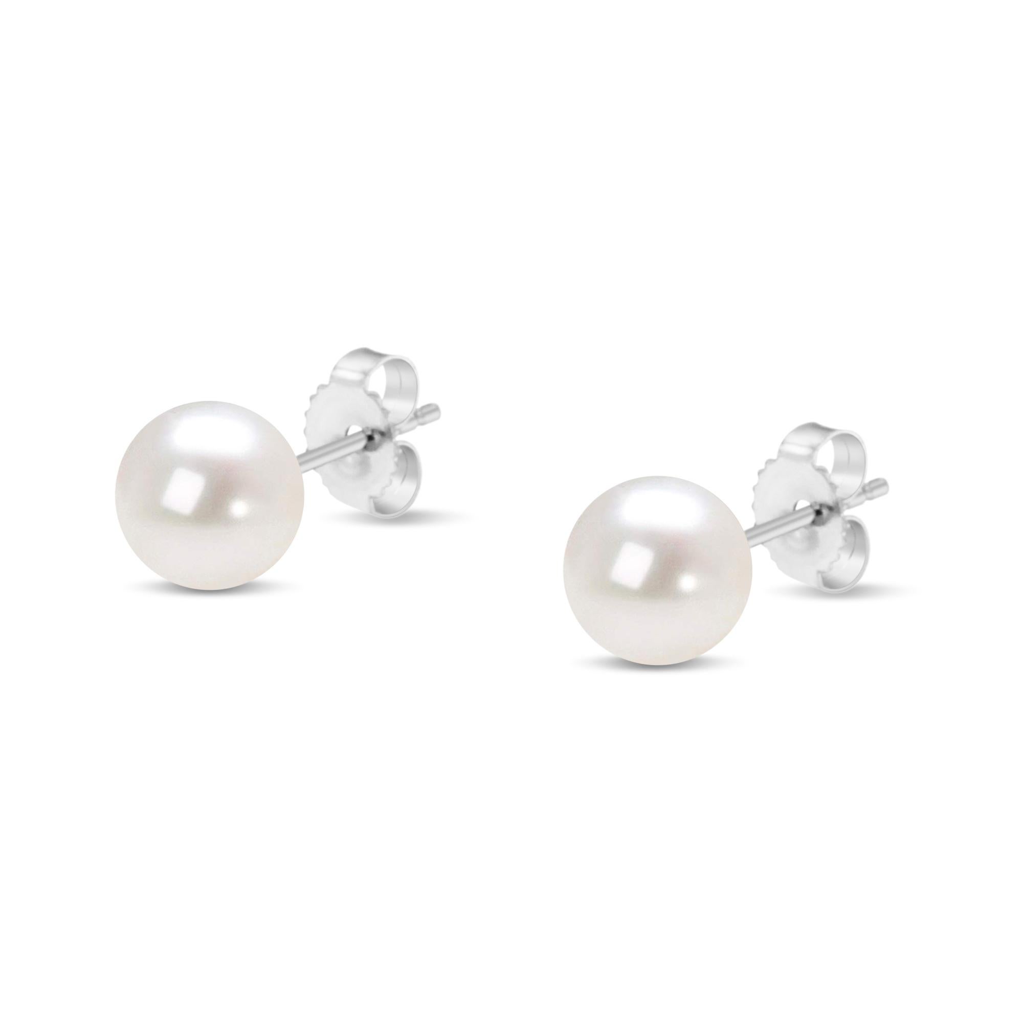 Round Cut 14K White Gold Round Freshwater Akoya Cultured Pearl Stud Earrings AAA+ Quality For Sale