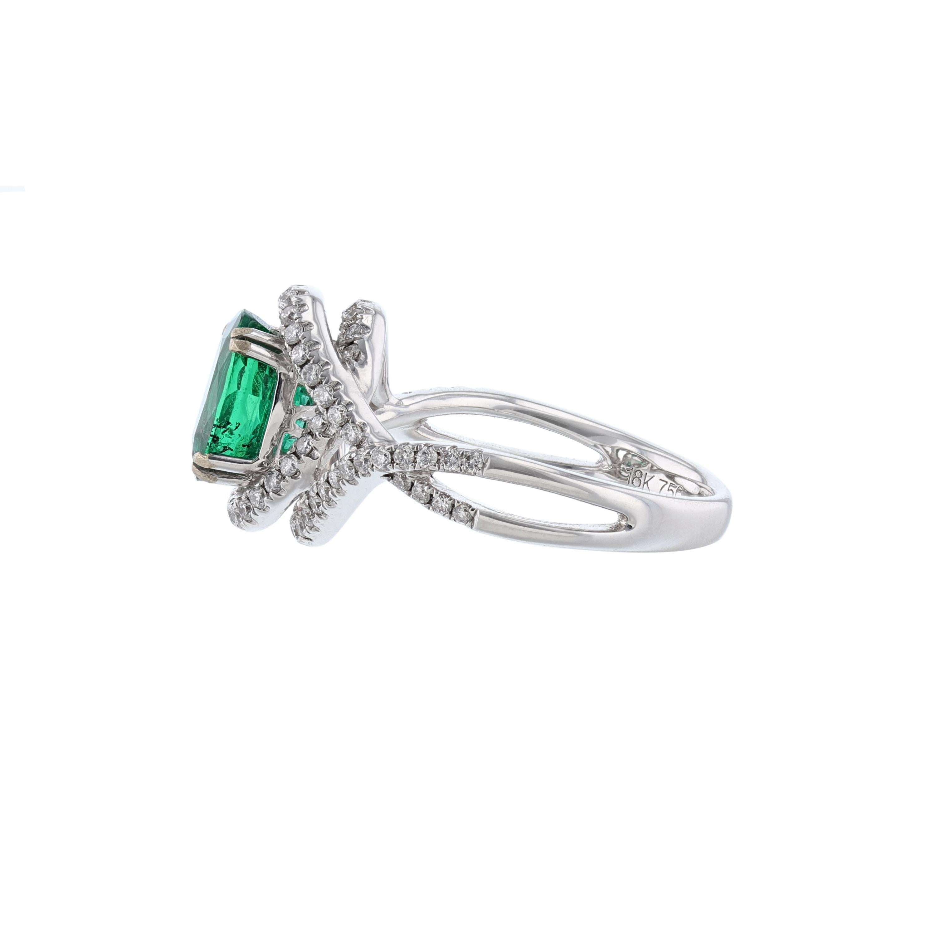 Modern 14K White Gold Round Twist Diamond Emerald 2.10 Carat Ring For Sale