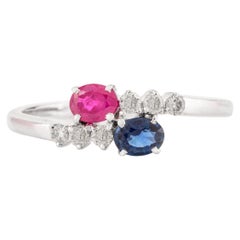 14k Weißgold Rubin und blauer Saphir zweisteiniger Ring mit Diamanten für Damen