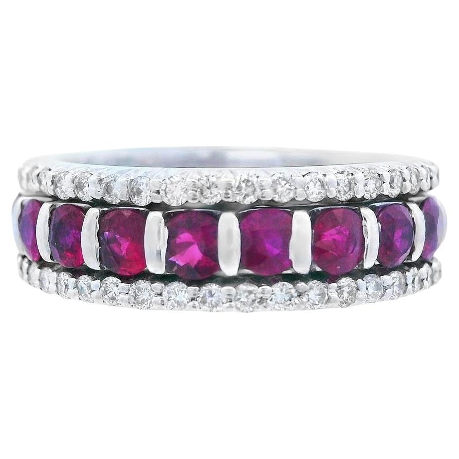Anillo apilable de oro blanco de 14k con rubíes y diamantes