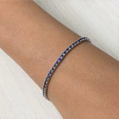 Bracelet de tennis pour elle en or blanc 14K avec saphir 4.65ct