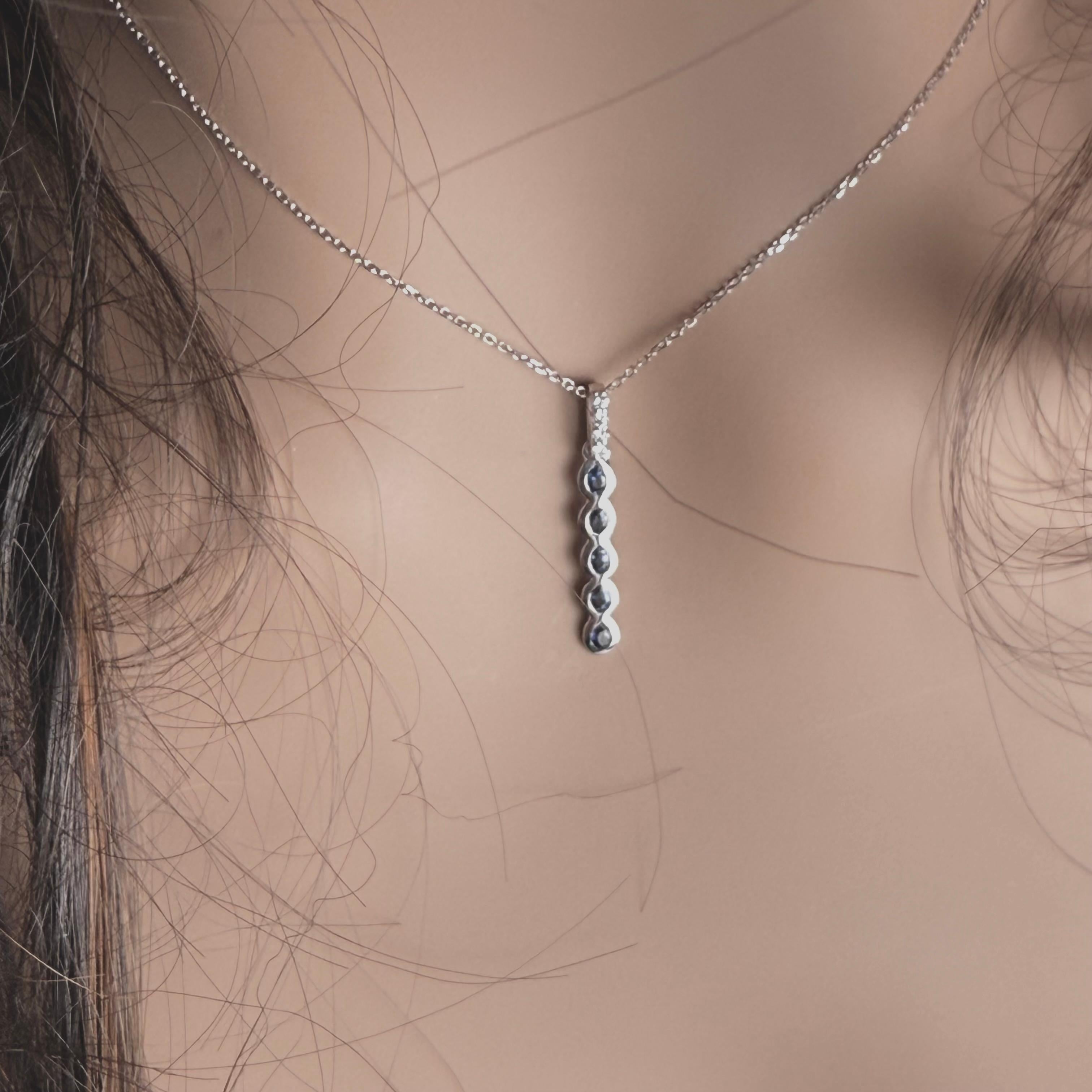 14K White Gold Sapphire and Diamond Linear Drop Pendant Necklace In New Condition For Sale In New York, NY