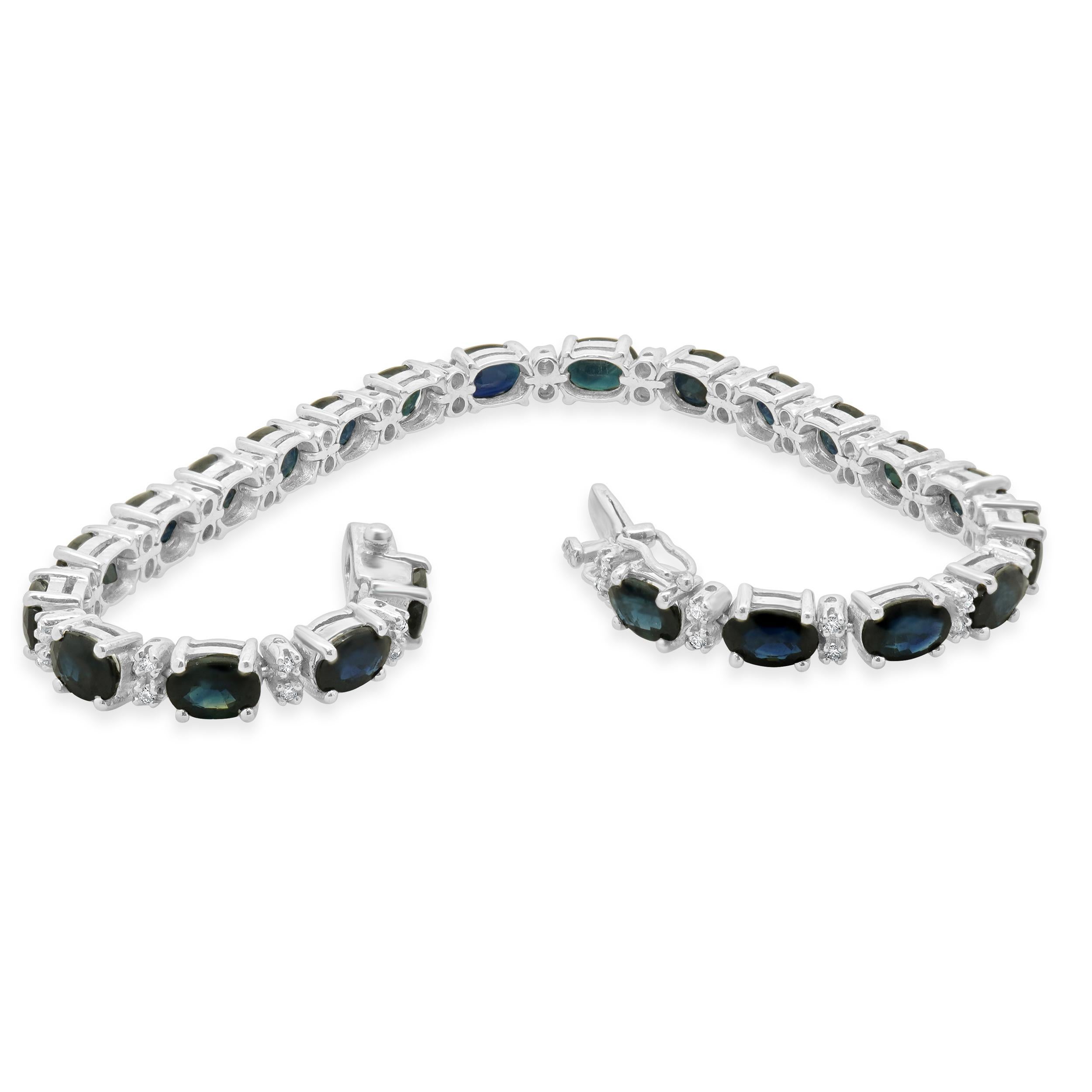 14K White Gold Sapphire and Diamond Tennis Bracelet In Excellent Condition For Sale In Scottsdale, AZ