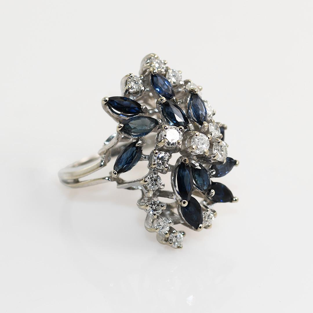 14K White Gold Sapphire & Diamond Cluster Ring, 1.00TCW-7.8gr For Sale 1