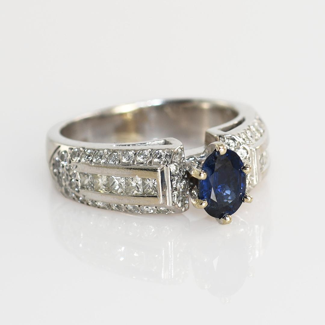 14K White Gold Sapphire & Diamond Ring 1.00ct Sapphire, 8.2g For Sale 1