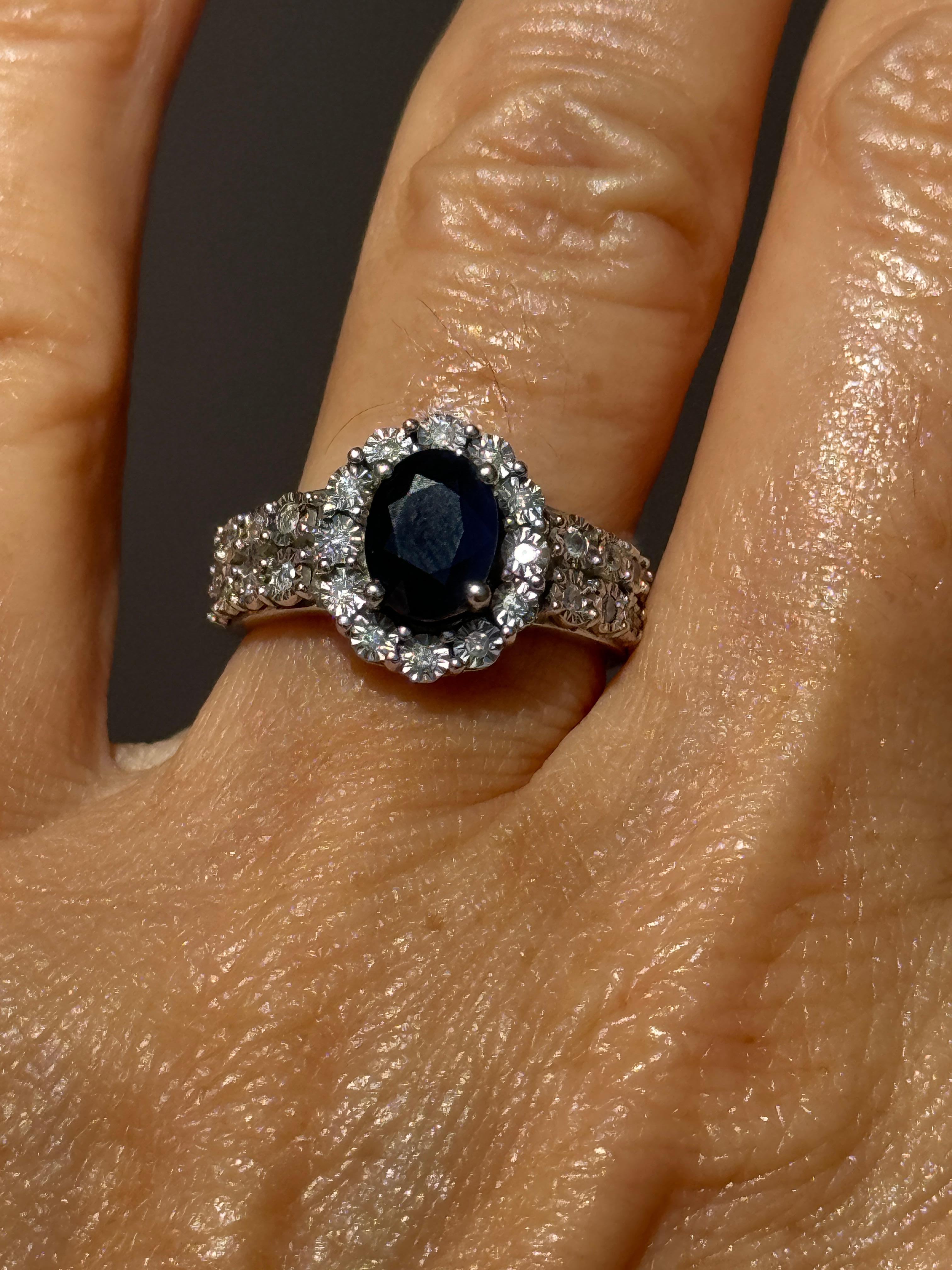 14K White Gold Sapphire Diamond Ring For Sale 2