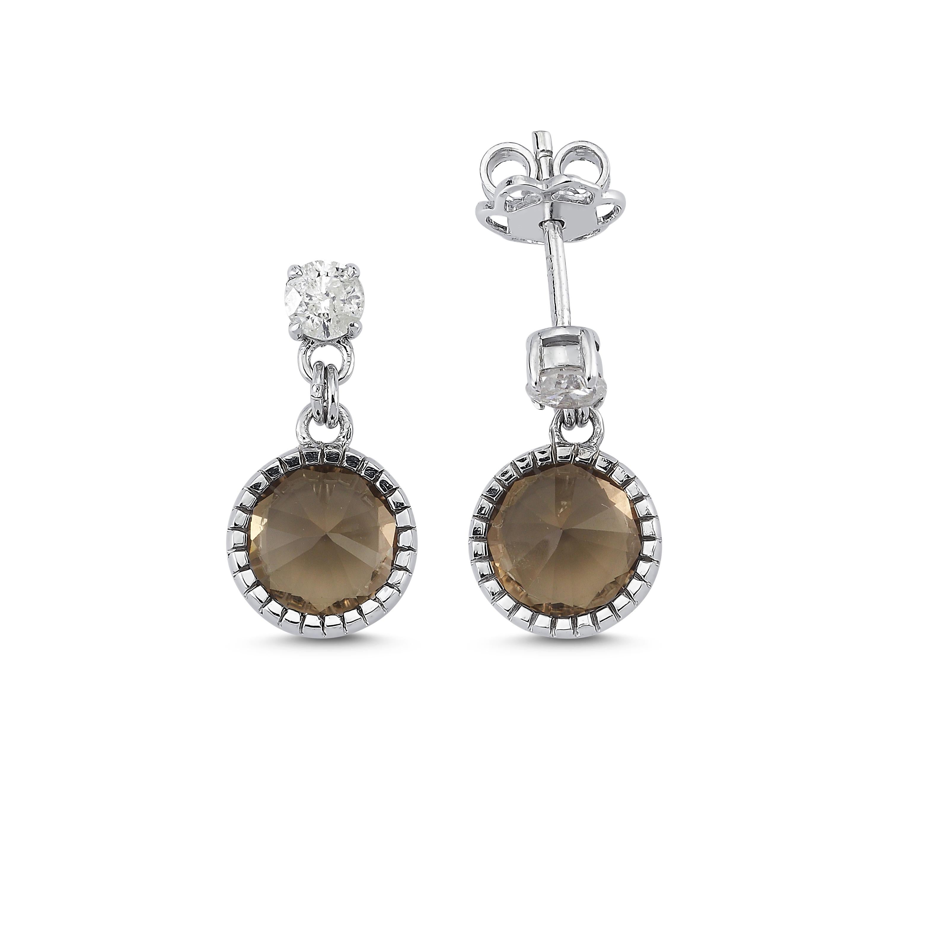 Taille ronde Boucles d'oreilles pendantes en or blanc 14k avec quartz fumé en vente