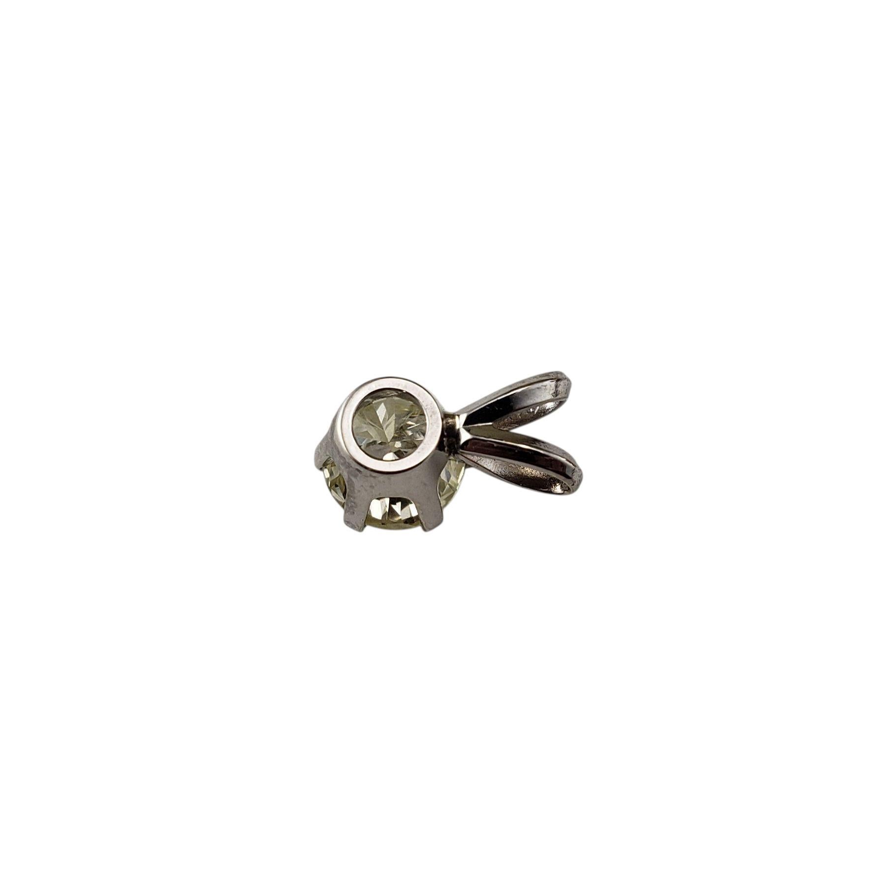 Taglio brillante Ciondolo solitario in oro bianco 14K con diamante tondo Brilliante  #22472 in vendita
