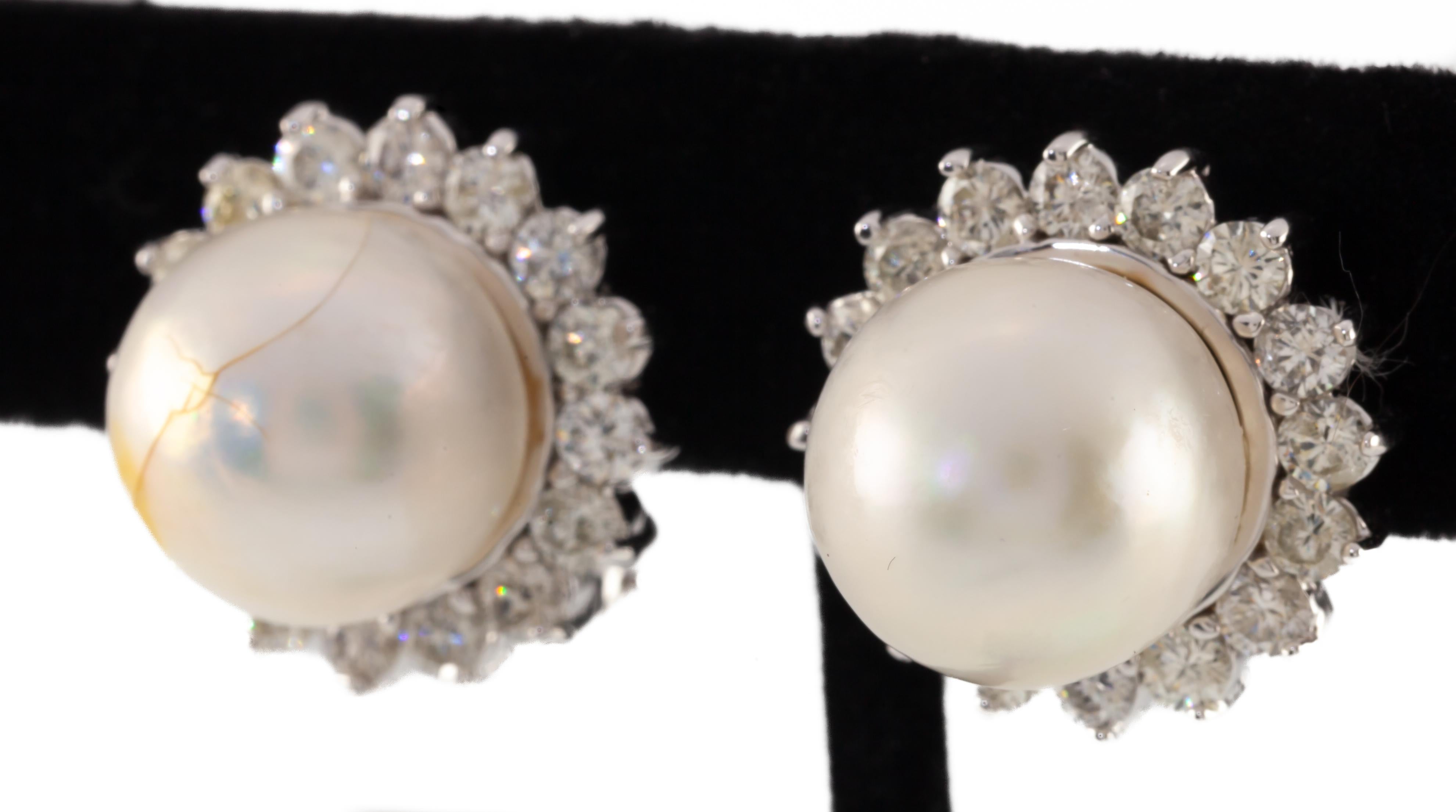 Round Cut 14k White Gold South Sea Cultured Pearl Earring Studs with Diamond Bezel & Cert For Sale