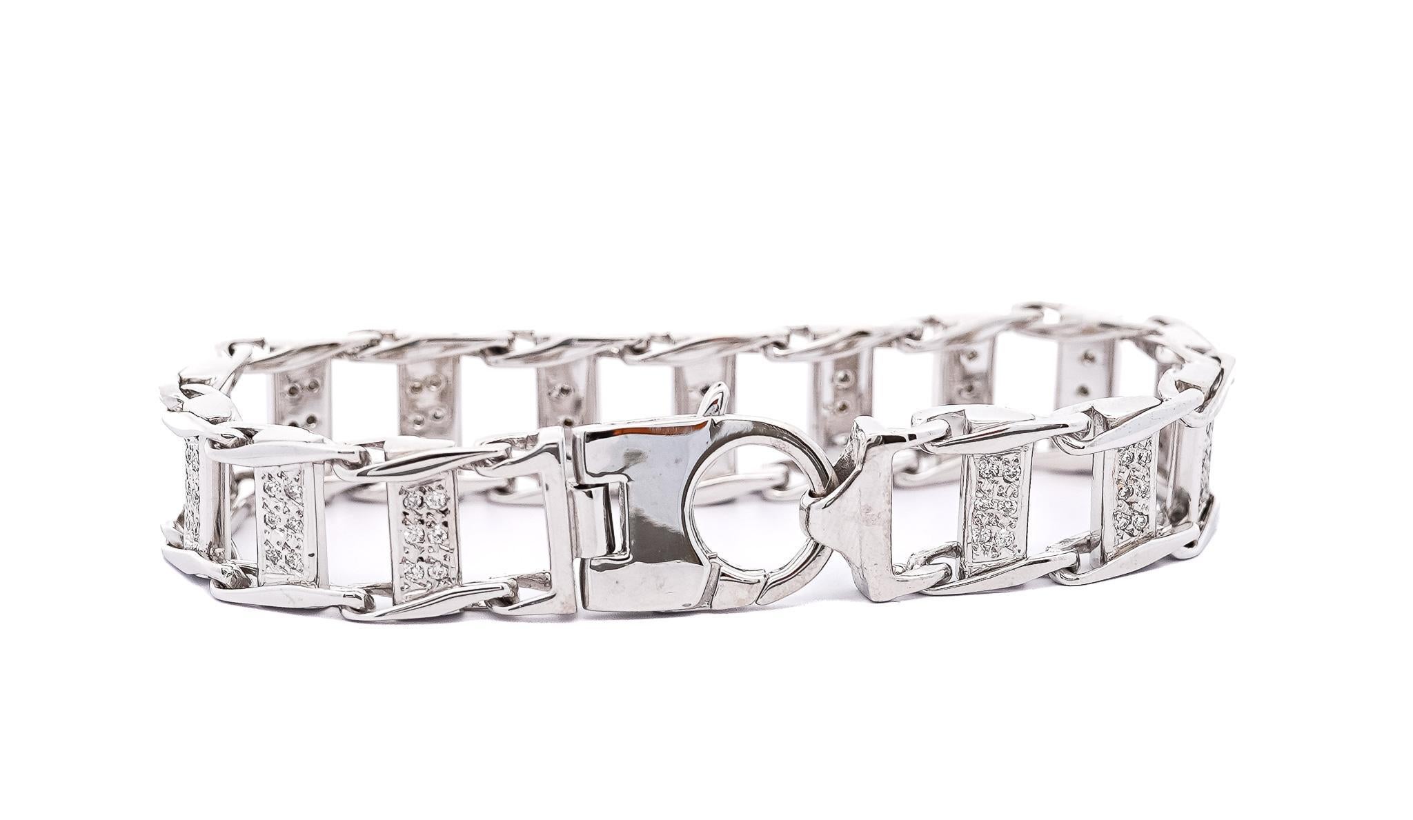 Jewelry Details:
- Item Type: Men's Link Bracelet
- Metal Type: 14K White Gold
- Gemstones: 72 round cut diamonds
- Weight: 74.8 grams
- Length: 8.5 inches
- Width: 15.1mm

Center Stone Details:
- Gemstone Type: Diamonds
- Carat: 2.5 carats total